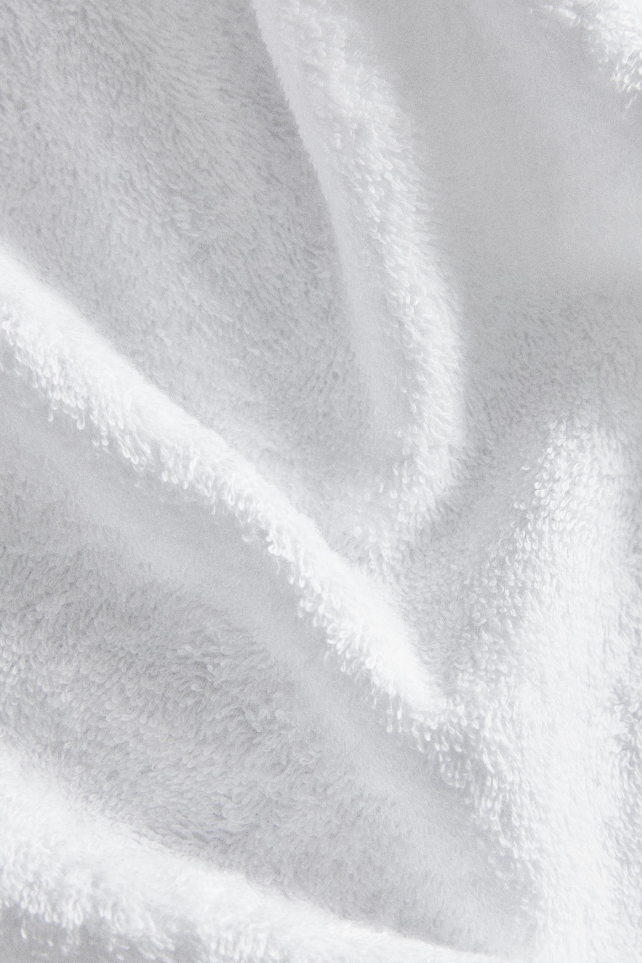 EXTRA SOFT BATH TOWEL