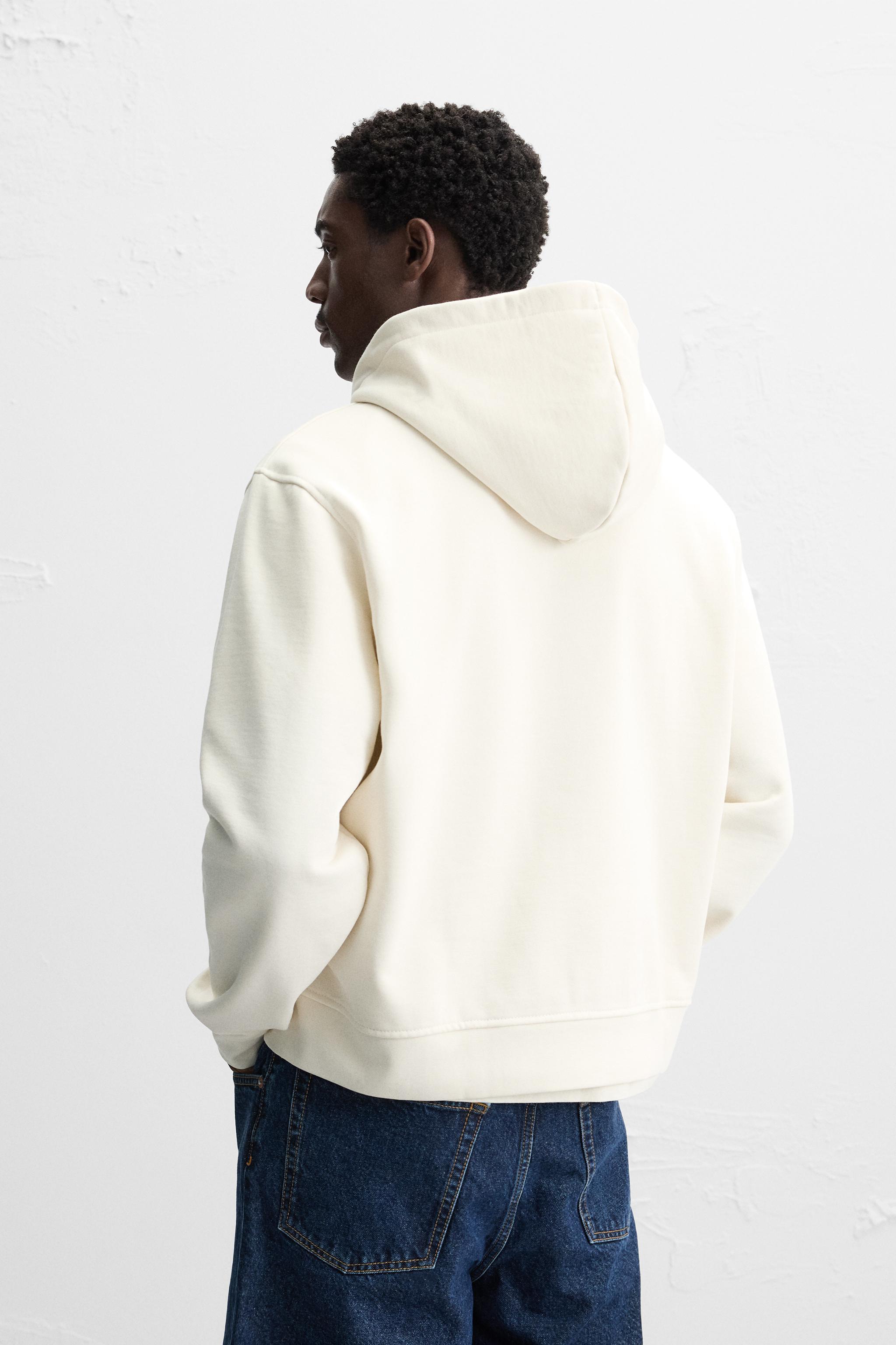 BASIC HOODED ZIP-UP SWEATSHIRT