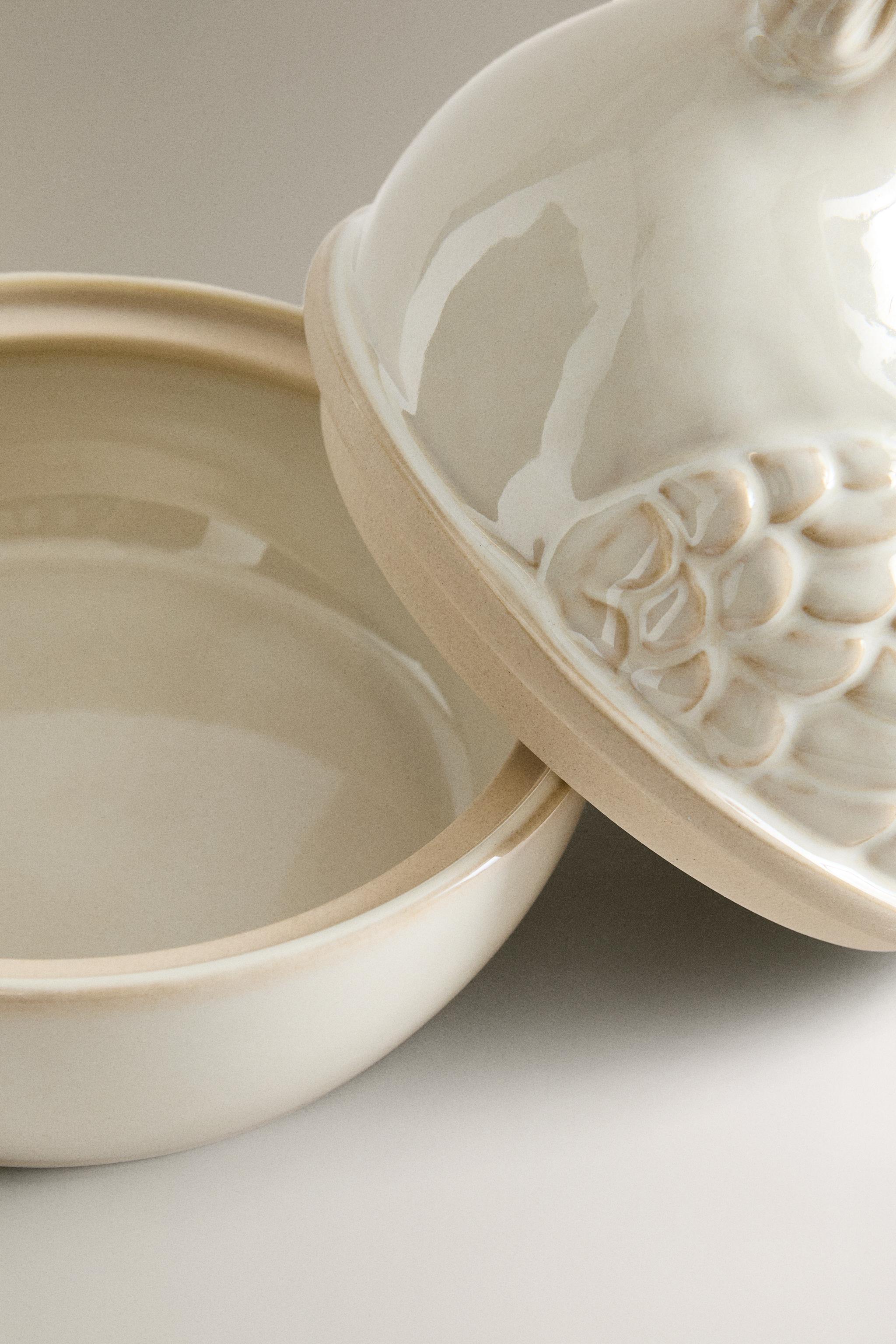 CERAMIC HEN STORAGE JAR