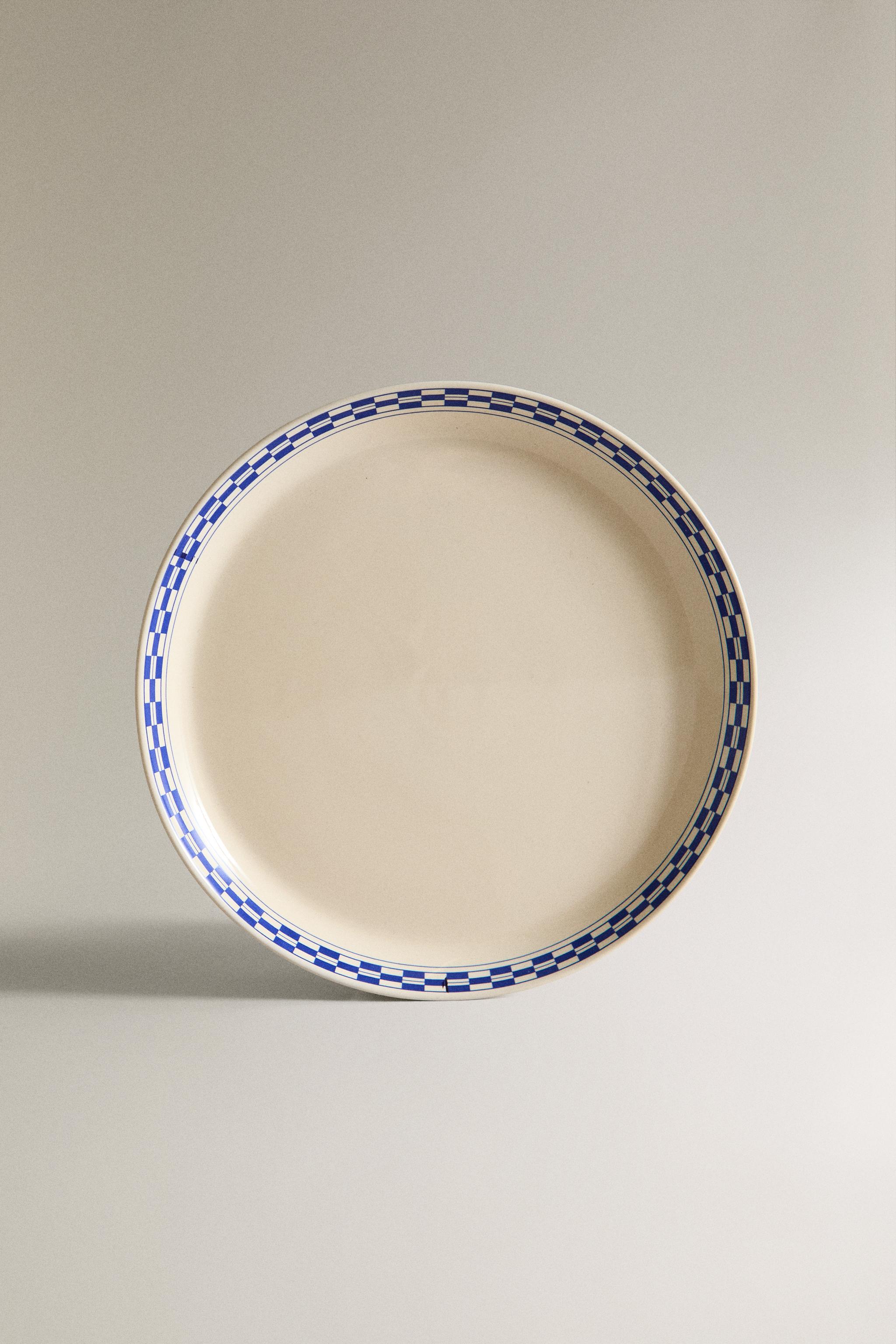 CERAMIC DINNER PLATE WITH CHECKED RIM