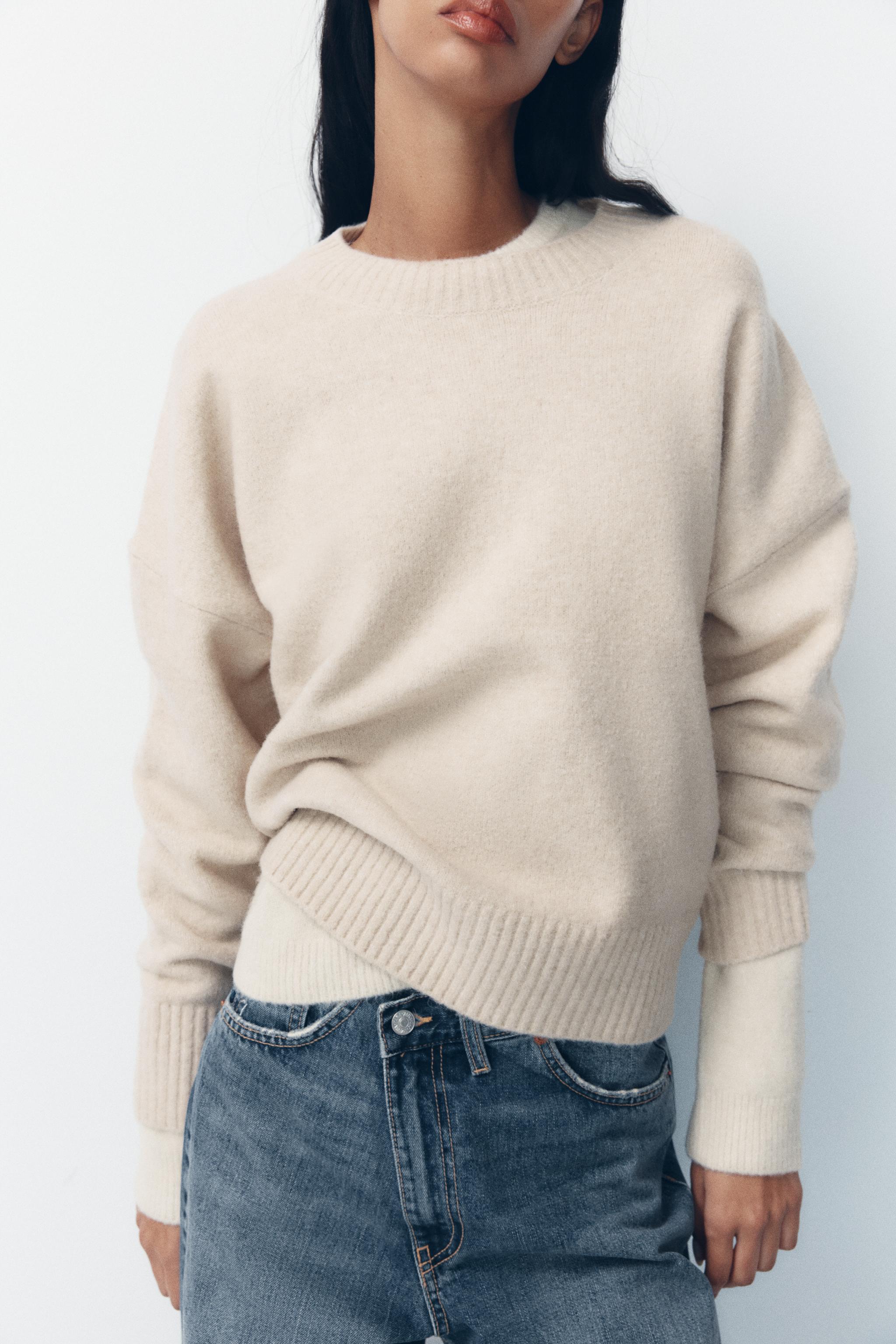 SOFT BASIC KNIT SWEATER