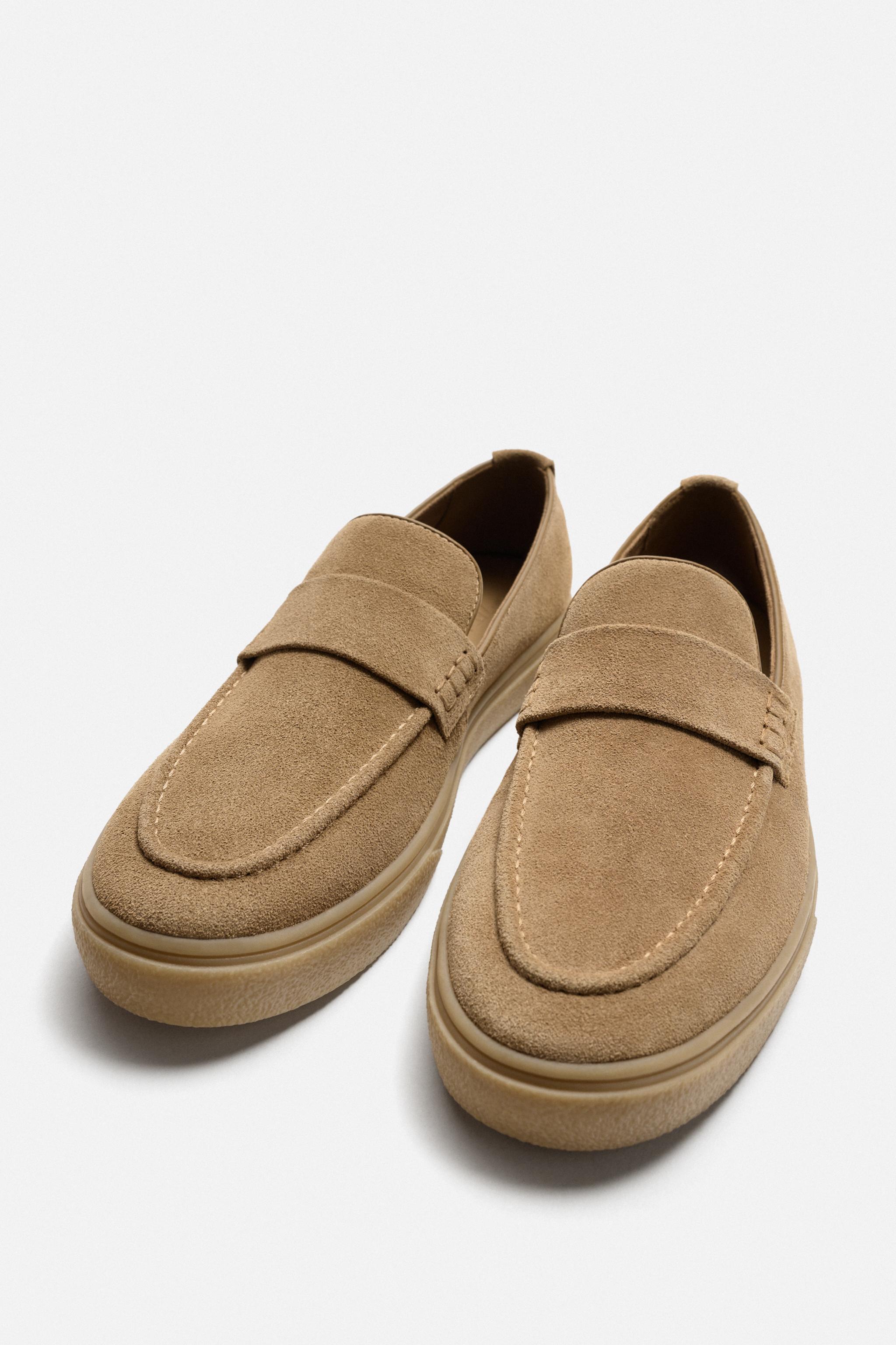CASUAL LEATHER LOAFERS