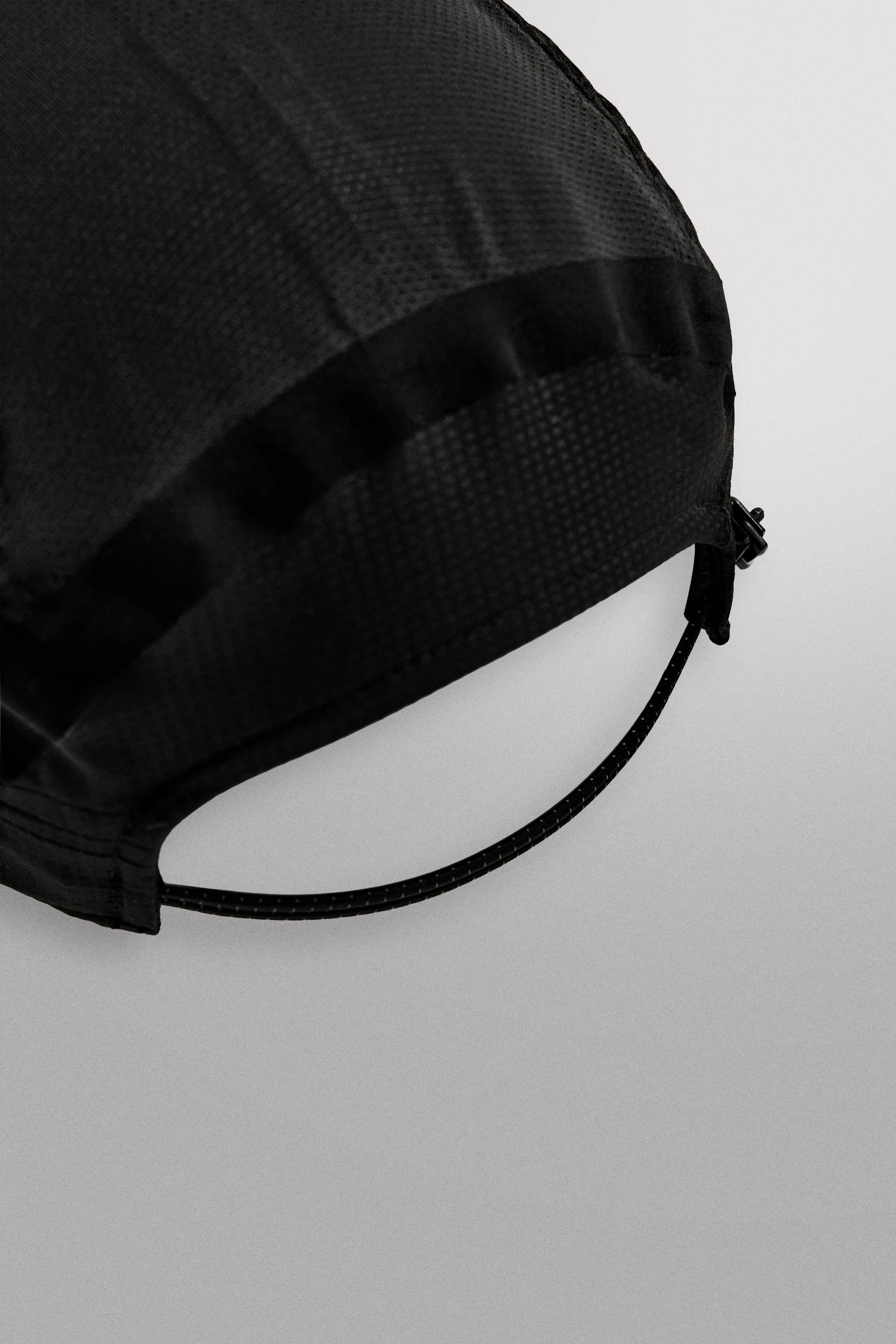 PERFORATED TECHNICAL CAP
