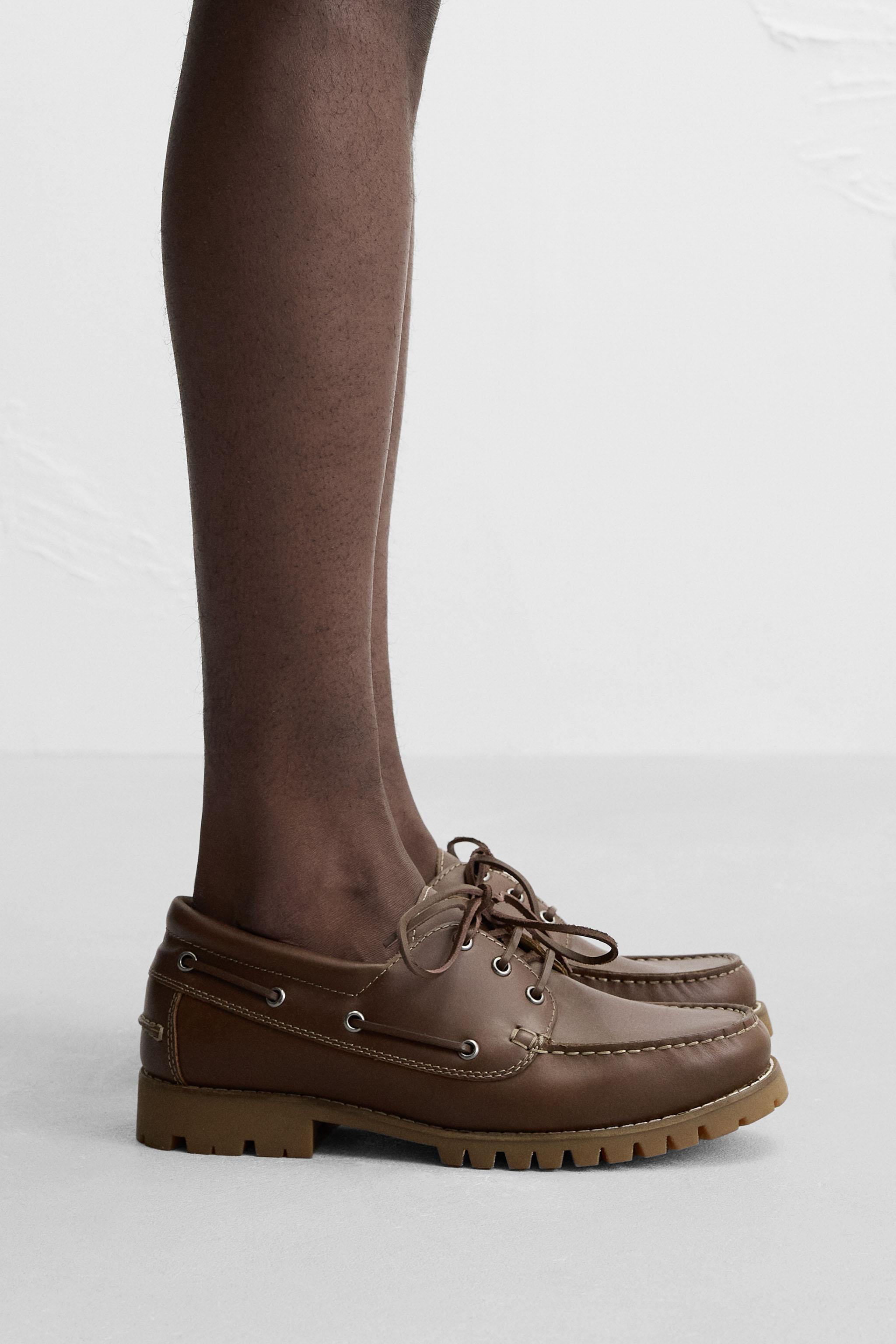 LEATHER BOAT SHOES