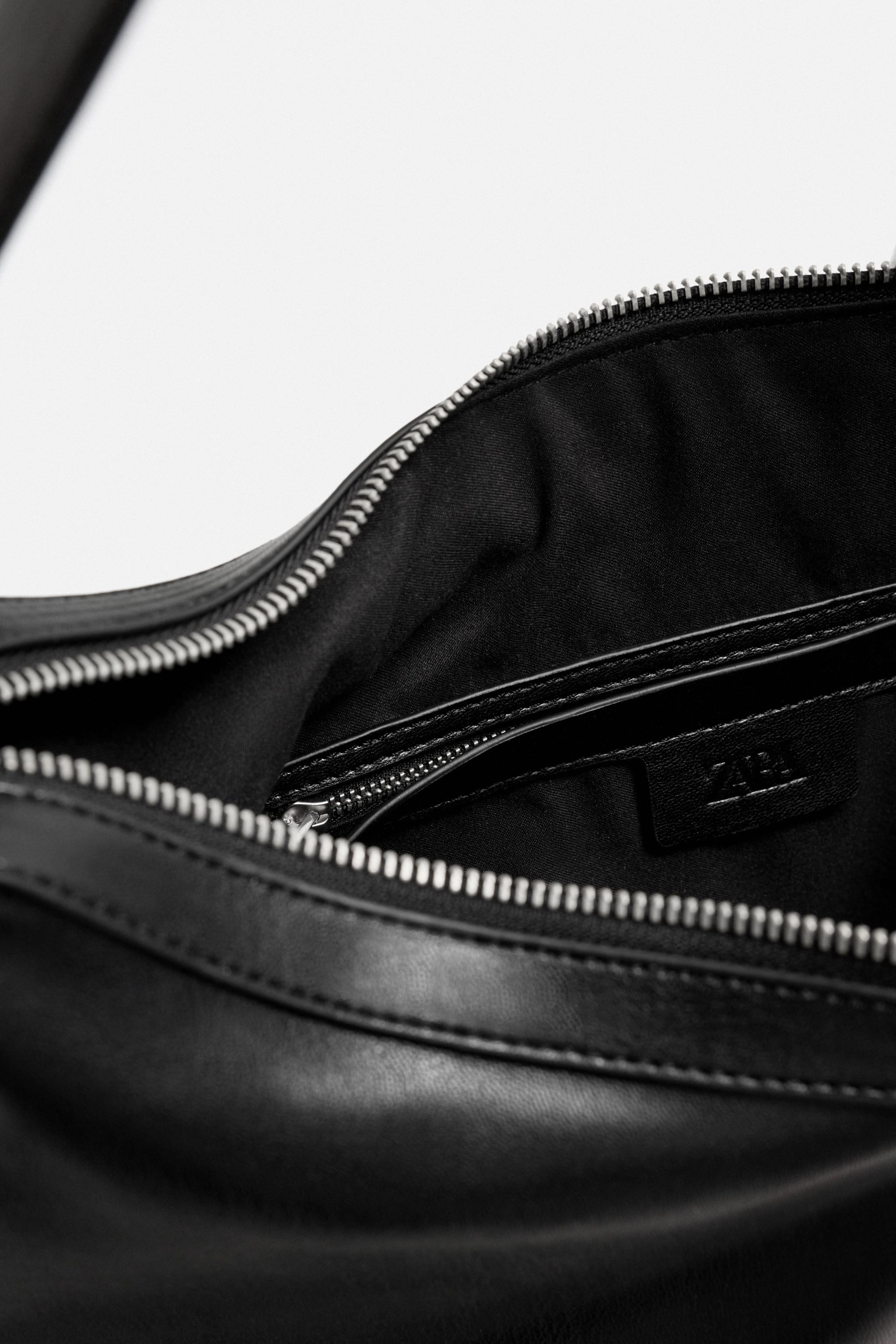 BUCKLE CROSSBODY BAG