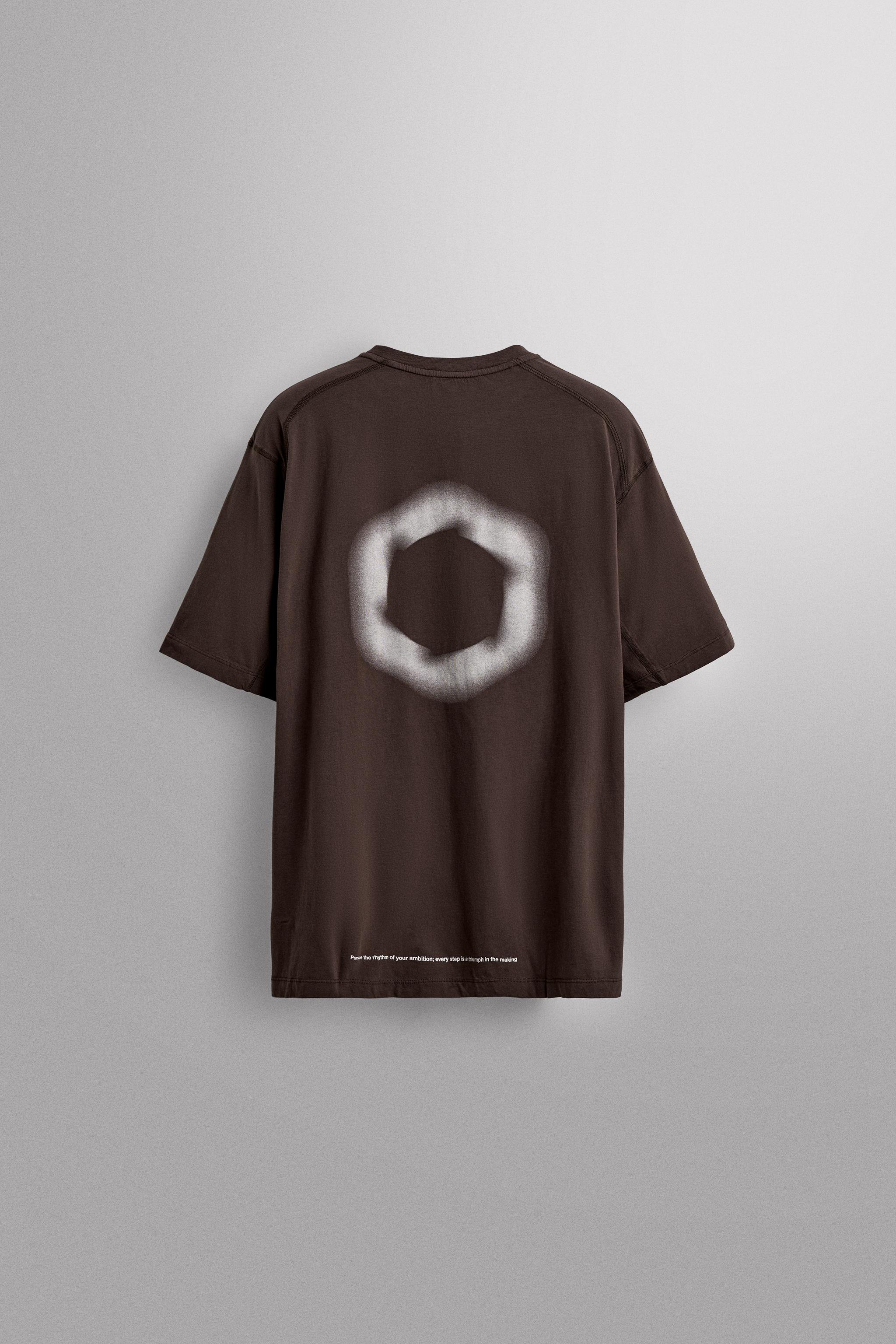 RUNNING GRAPHIC PRINT T-SHIRT