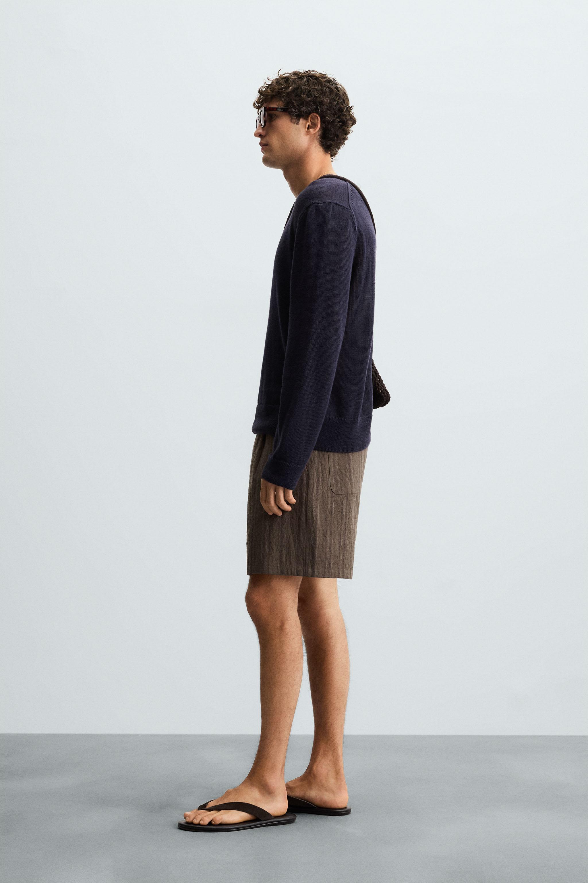 STRIPED REGULAR FIT SHORTS