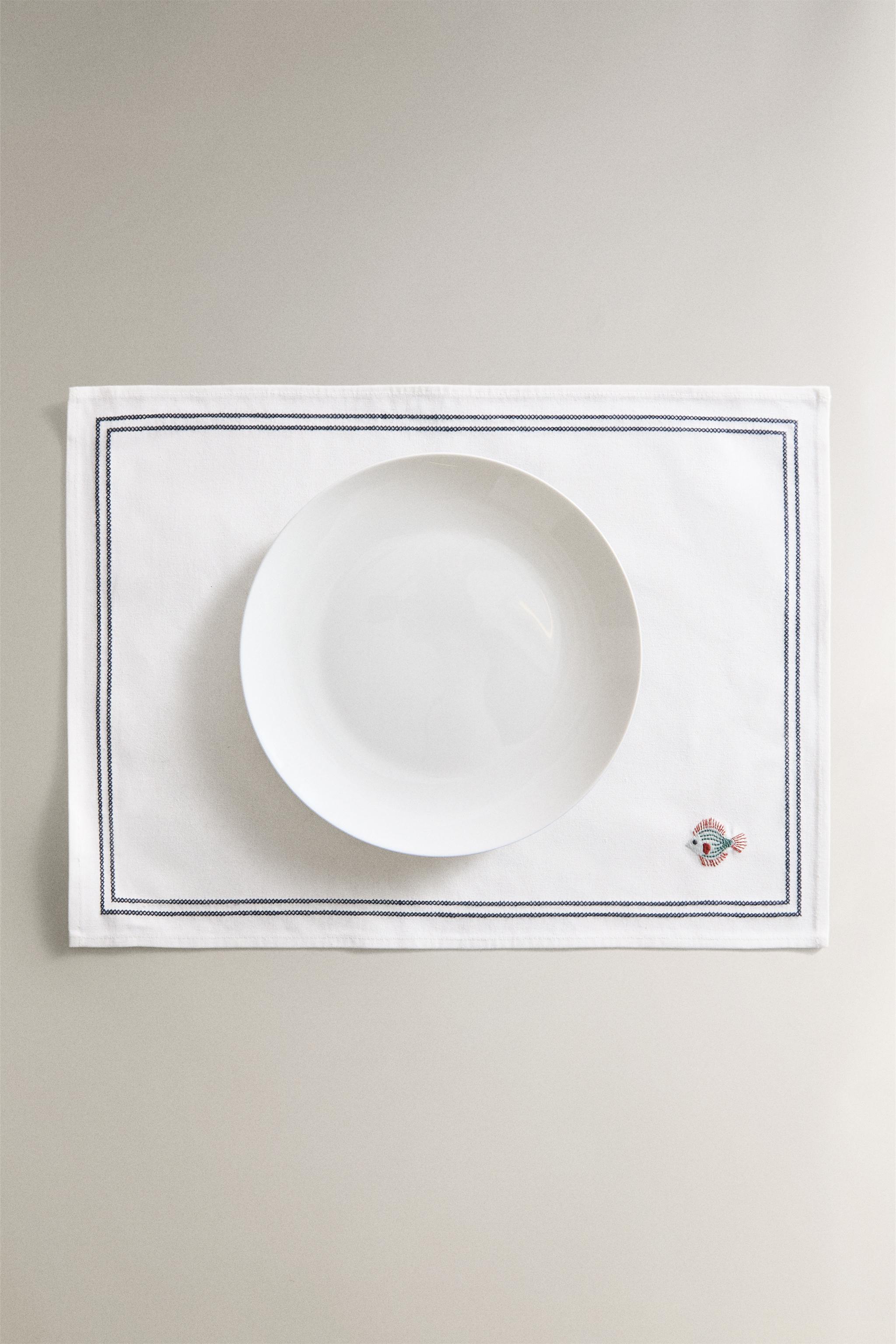 EMBROIDERED FISH PLACEMAT