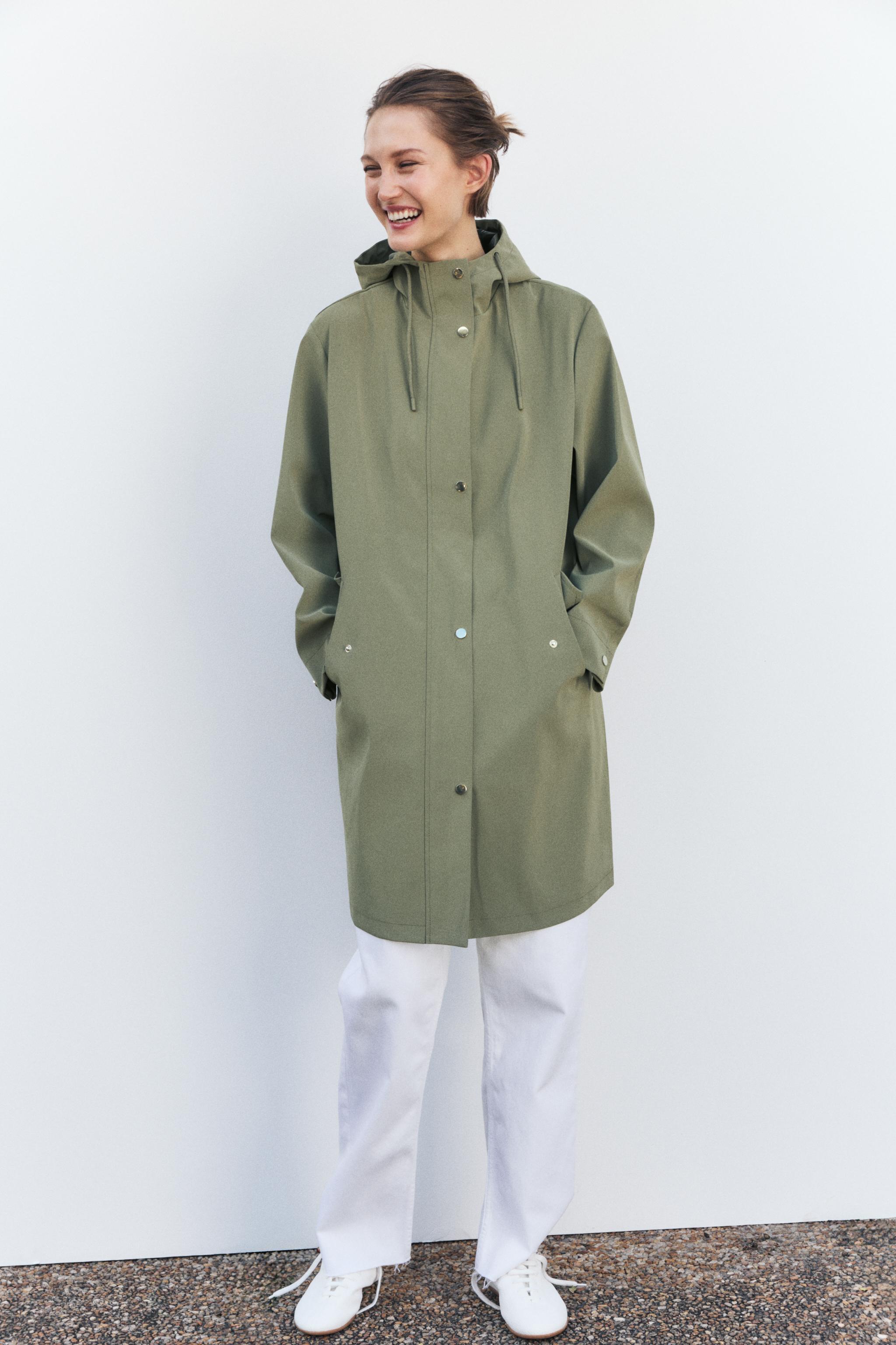 HOODED RUBBERIZED JACKET