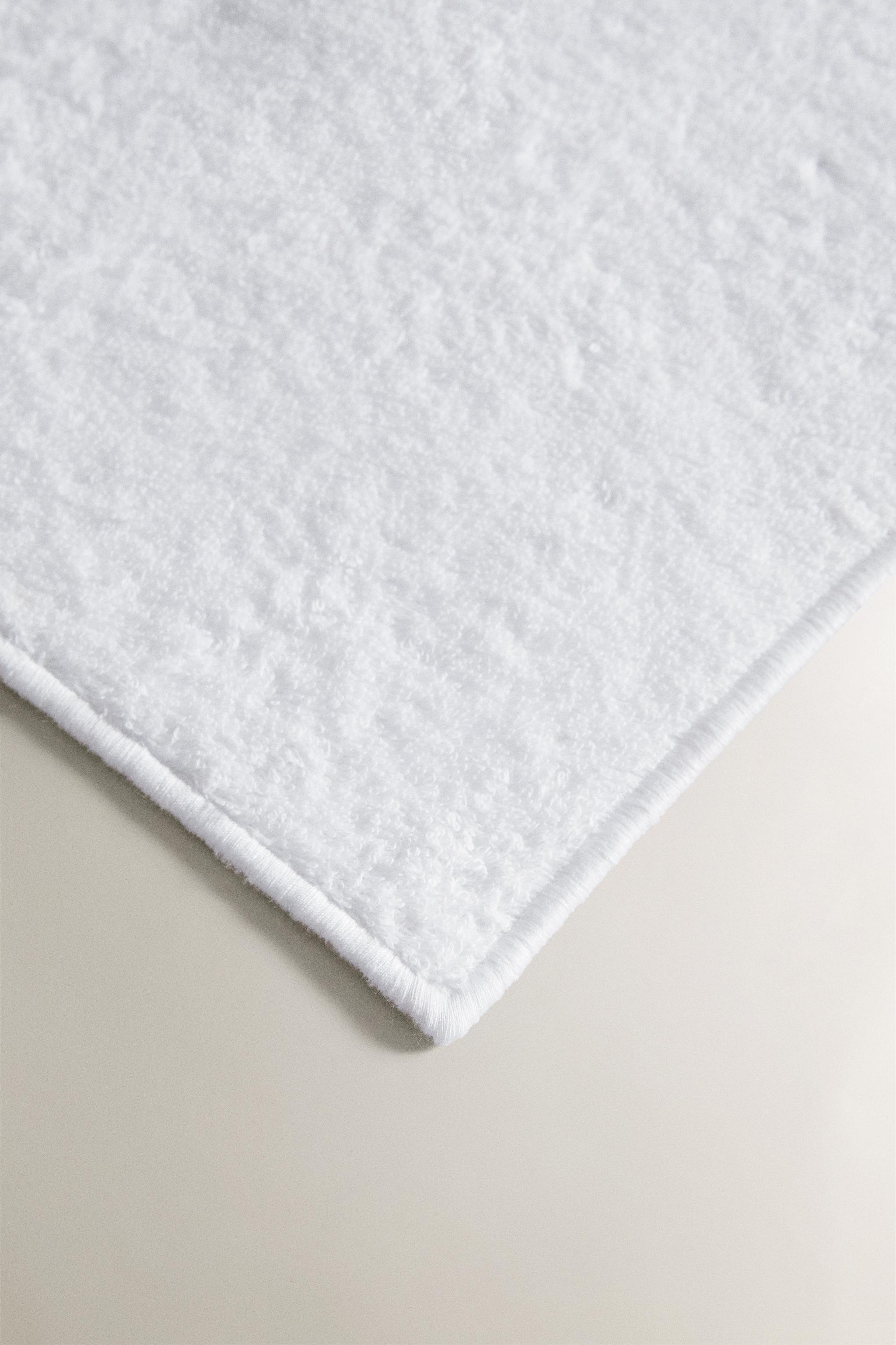 SET OF EXTRA SOFT HAND TOWELS (SET OF 2)