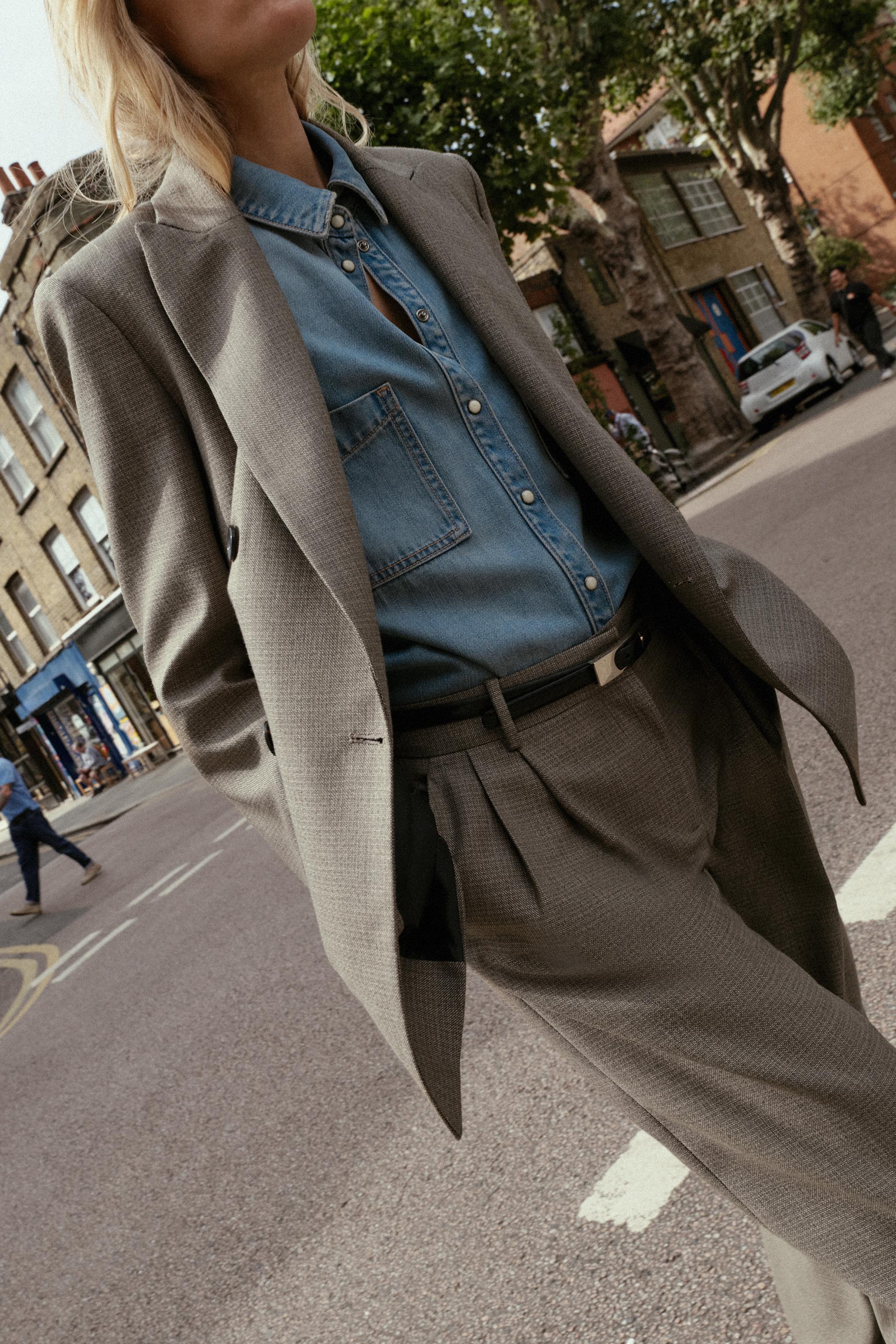 DOUBLE BREASTED BLAZER WITH SHOULDER PADS