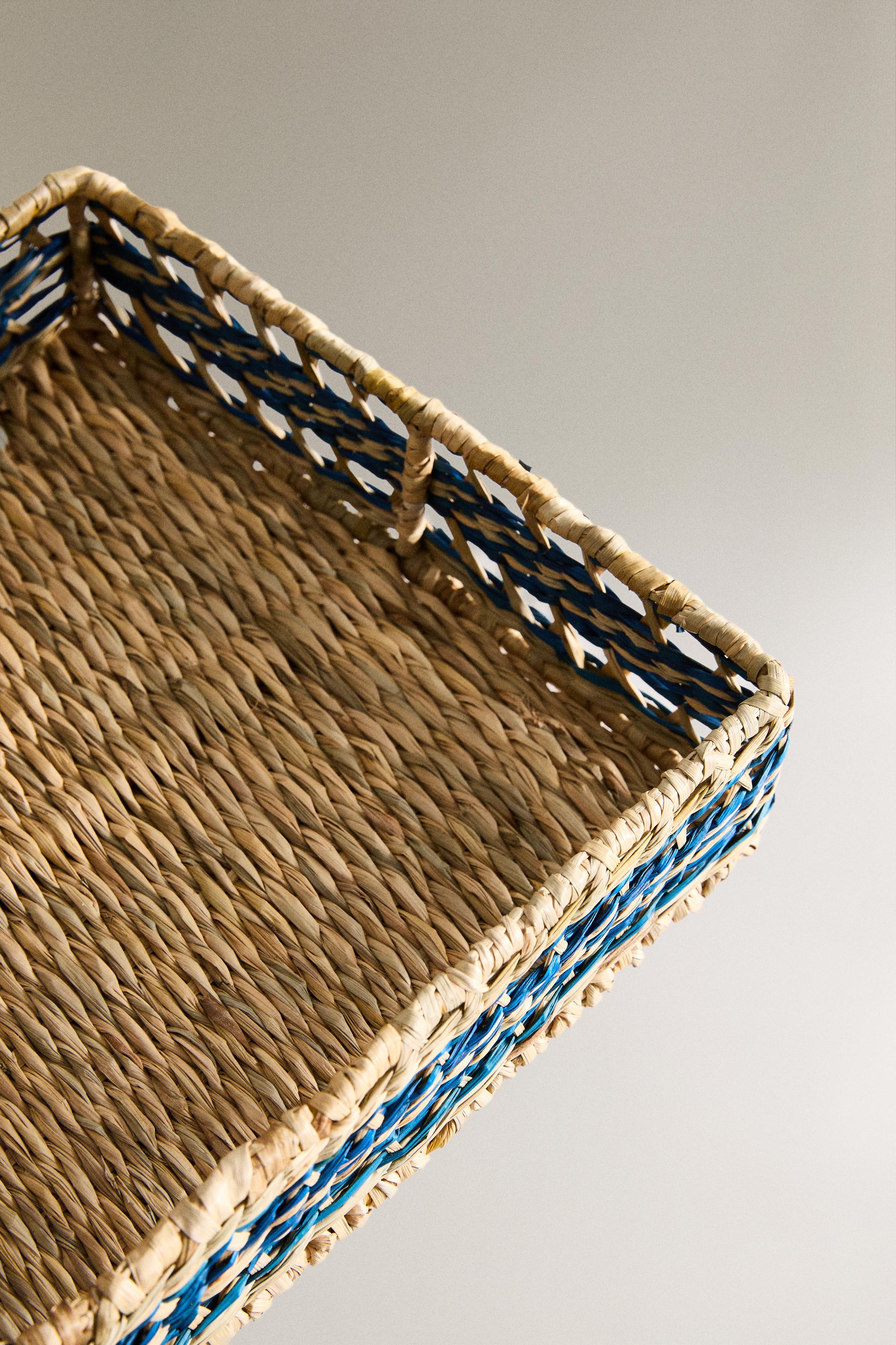 SQUARE SEAGRASS NAPKIN HOLDER