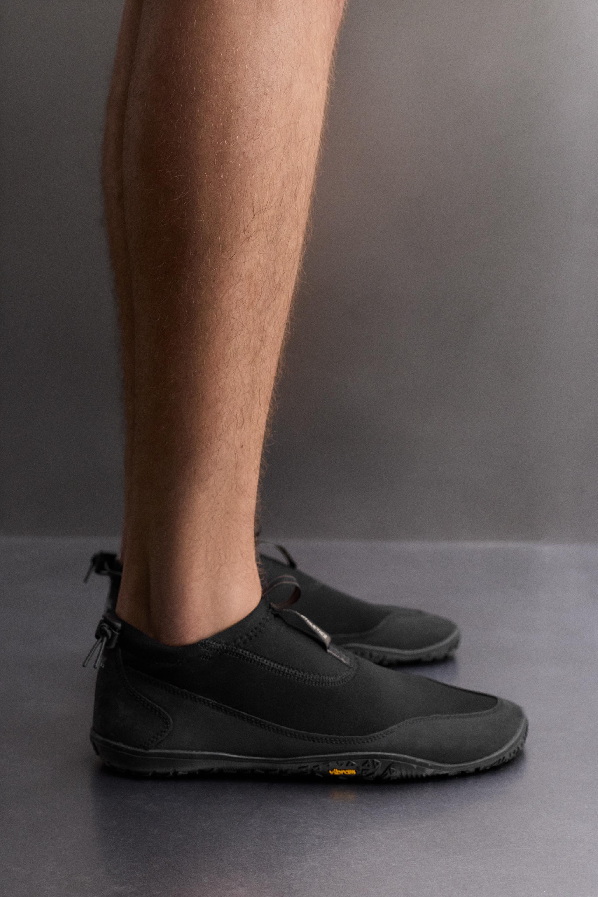 WATER SHOES X VIBRAM®