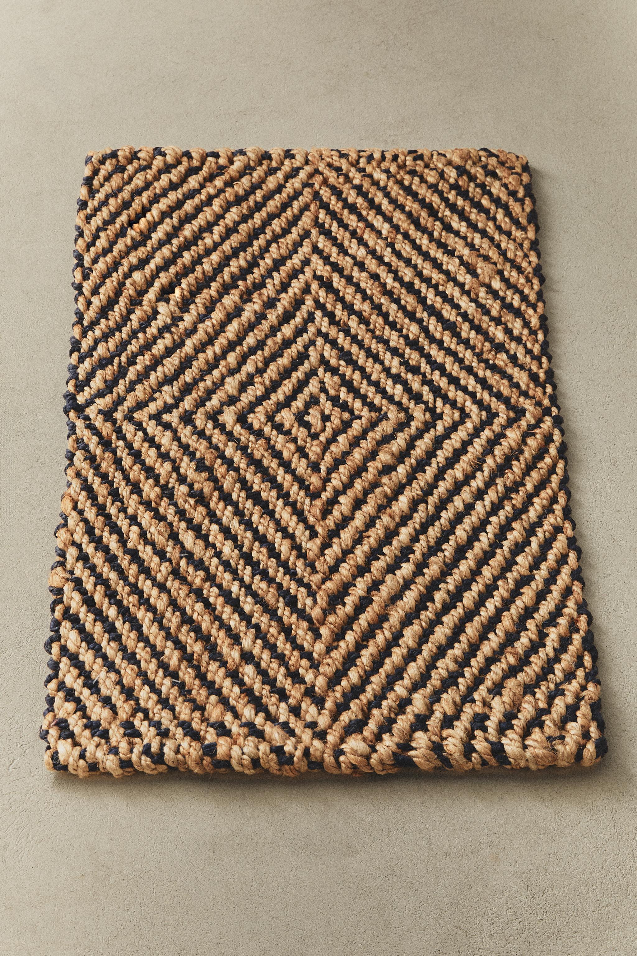 DIAMOND JUTE DOORMAT