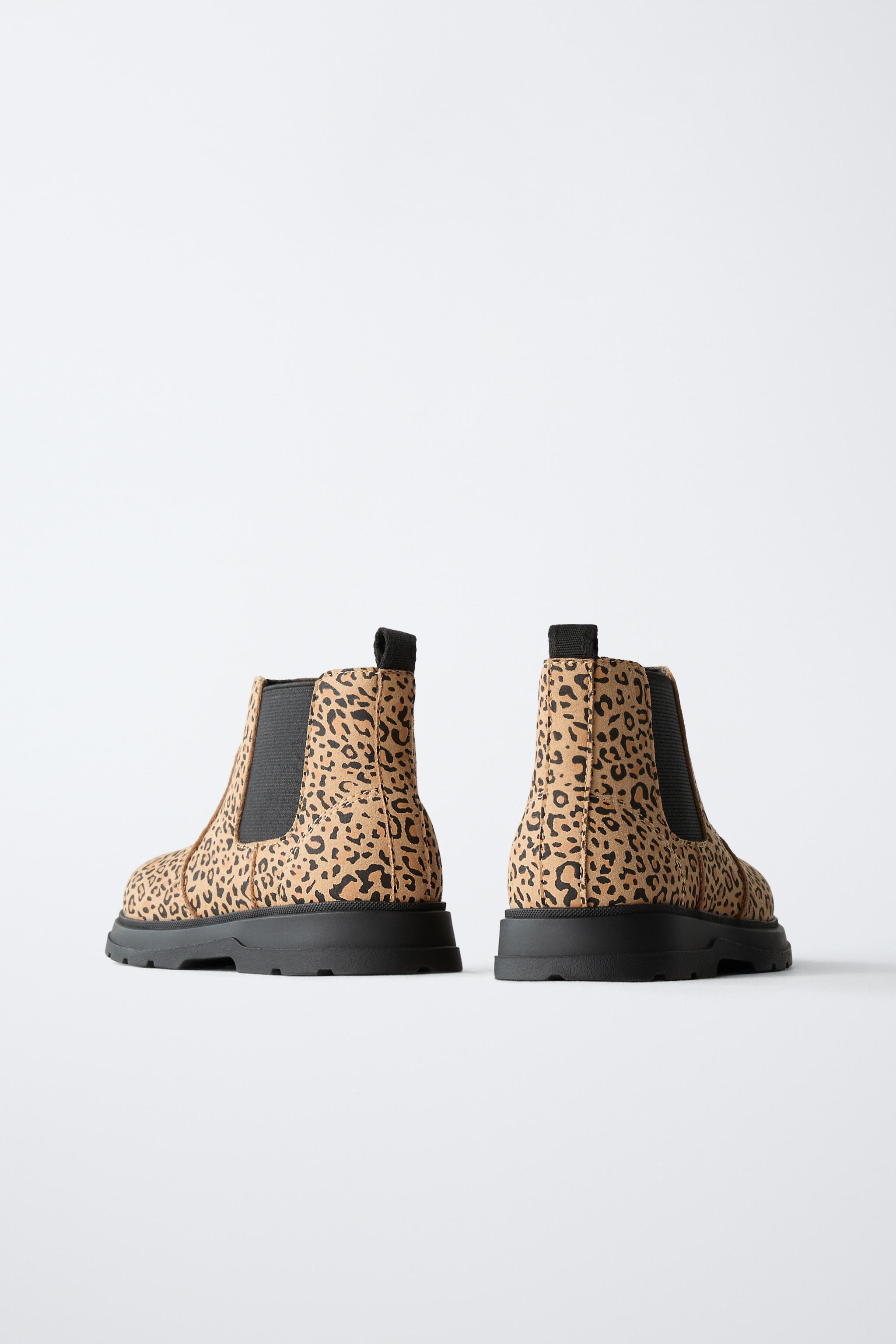 ANIMAL PRINT ELASTIC BOOTS