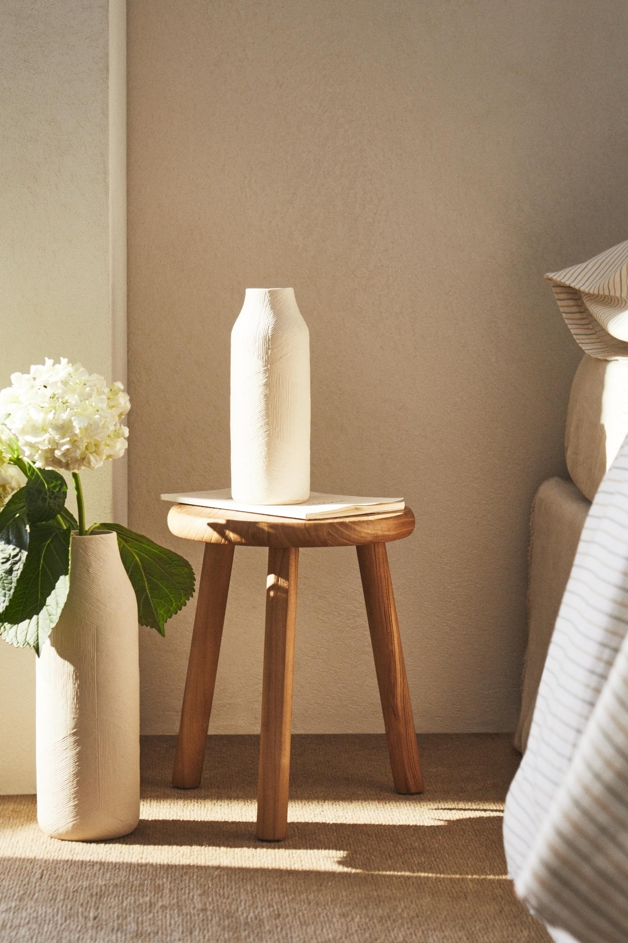 TEXTURED CERAMIC VASE