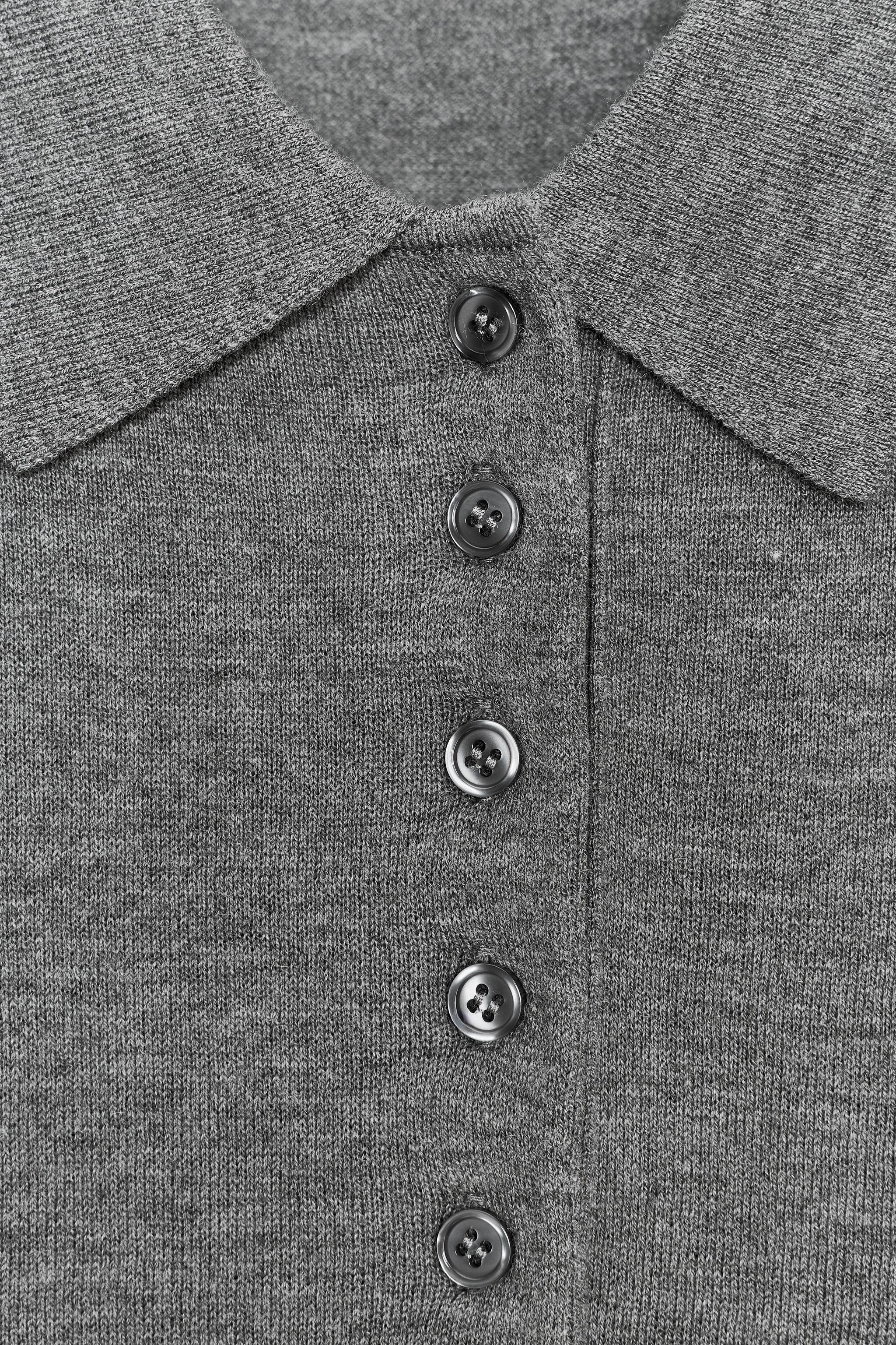 PLAIN KNIT POLO SWEATER