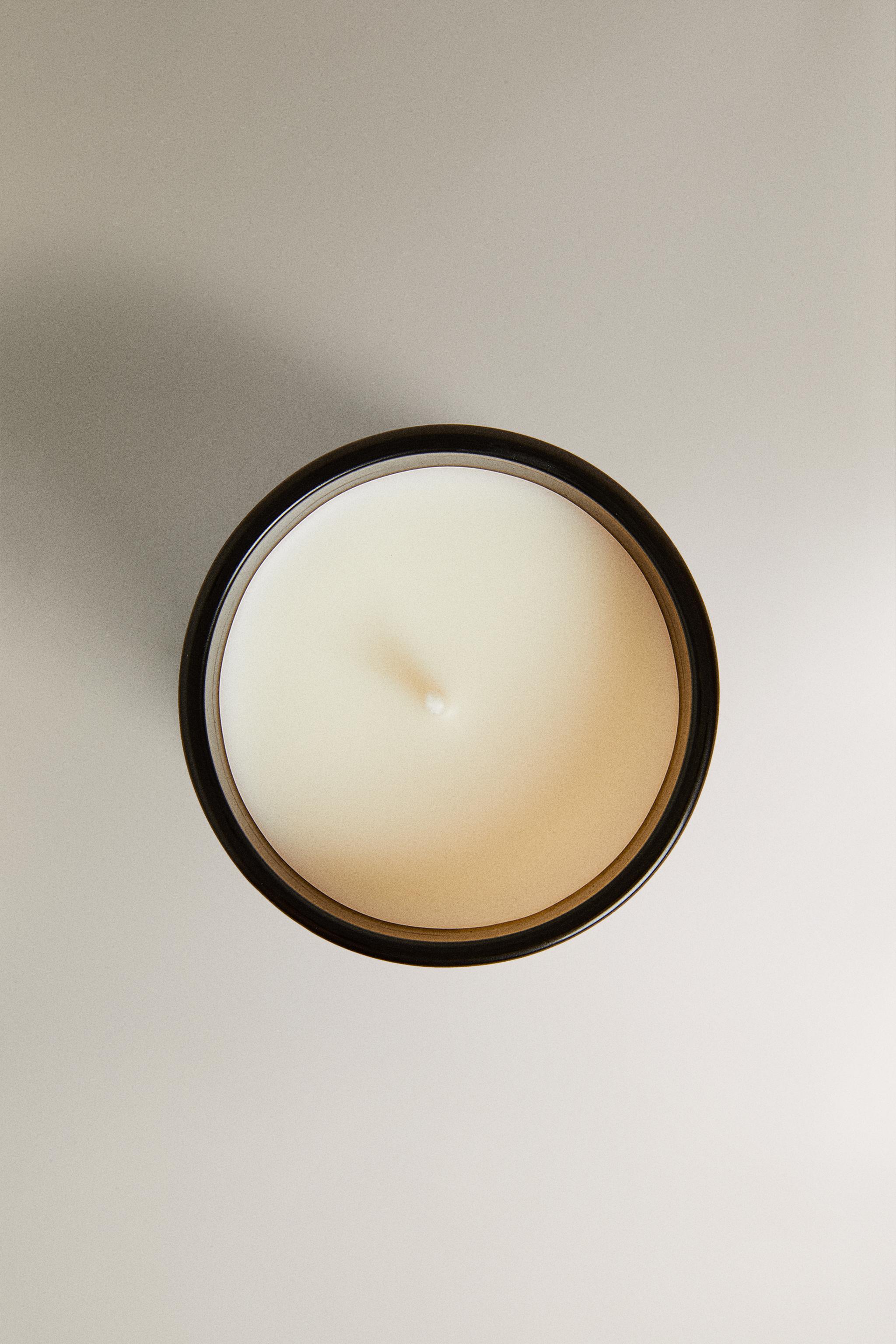 (150 G) MUSK SHADE SCENTED CANDLE