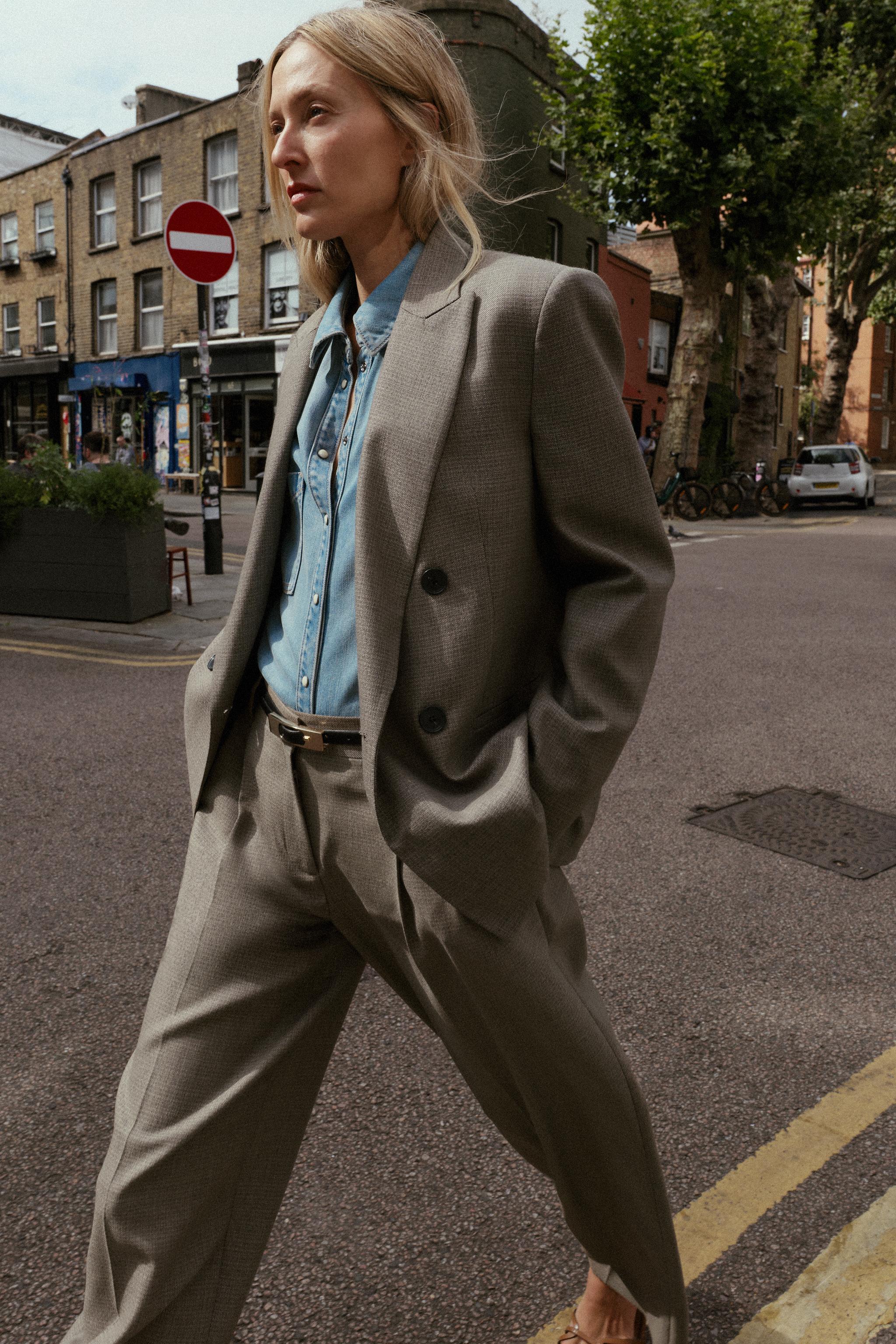 DOUBLE BREASTED BLAZER WITH SHOULDER PADS