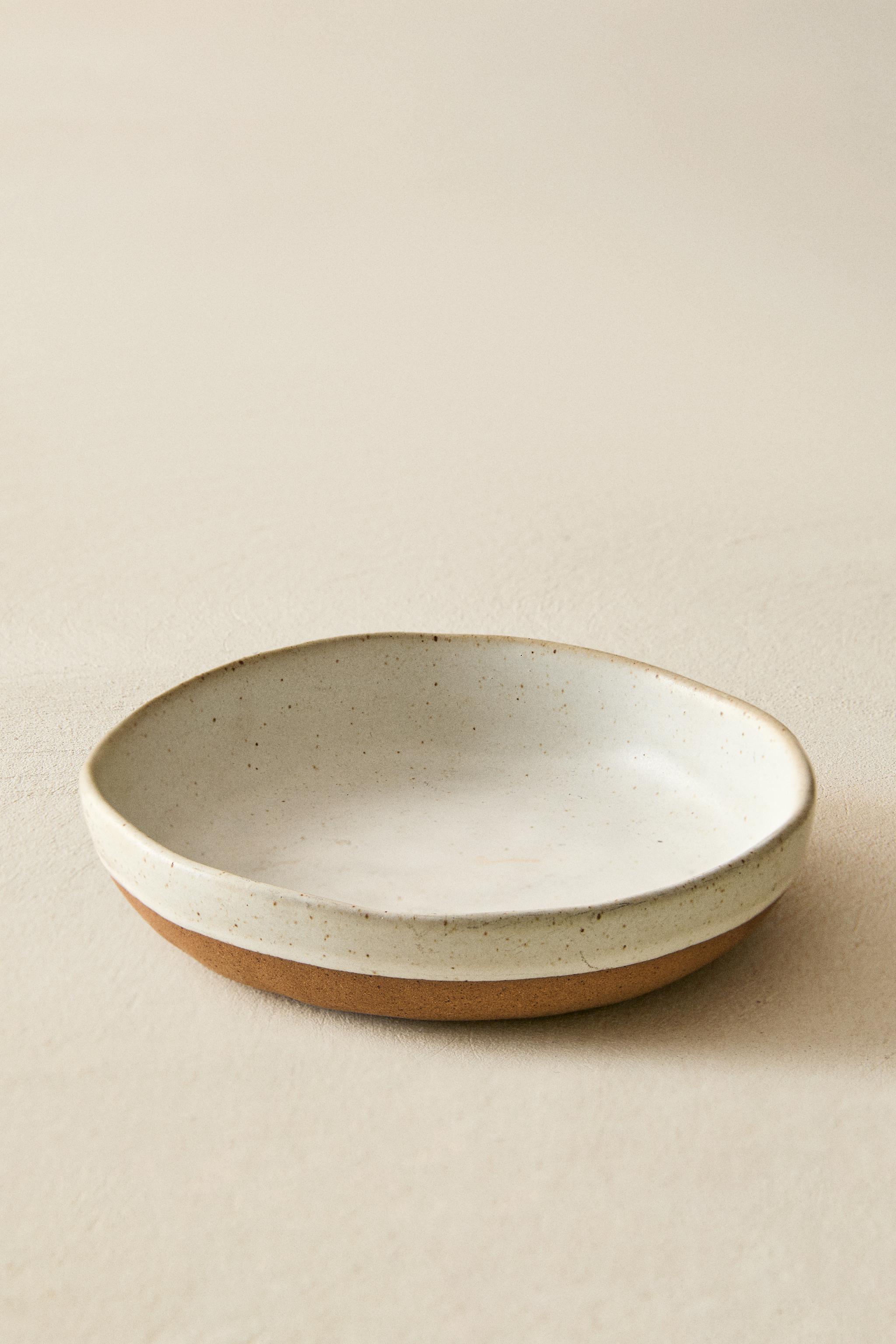 BOWL WITH RAISED DESIGN