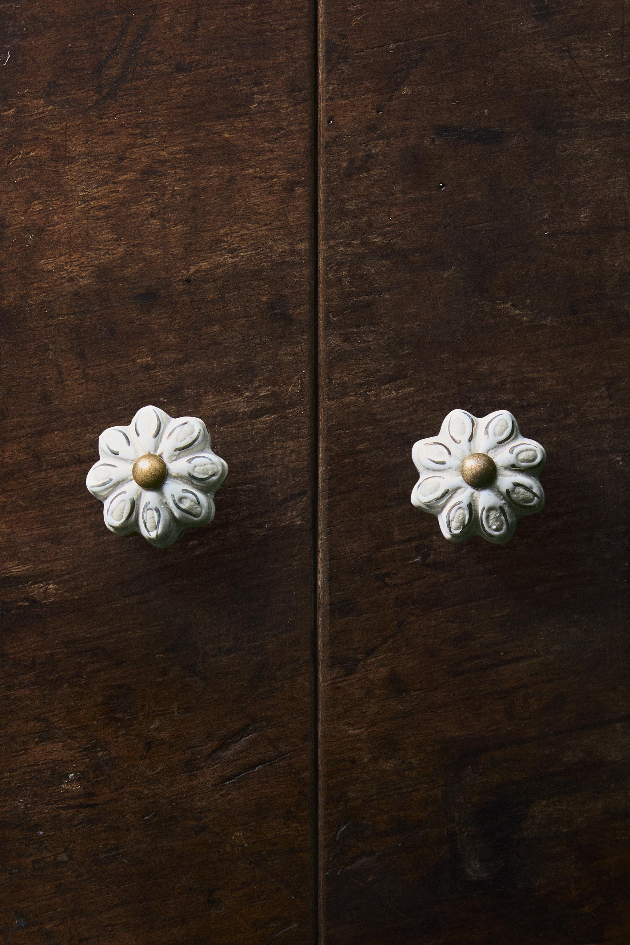 SET OF CERAMIC FLOWER KNOBS (SET OF 2)