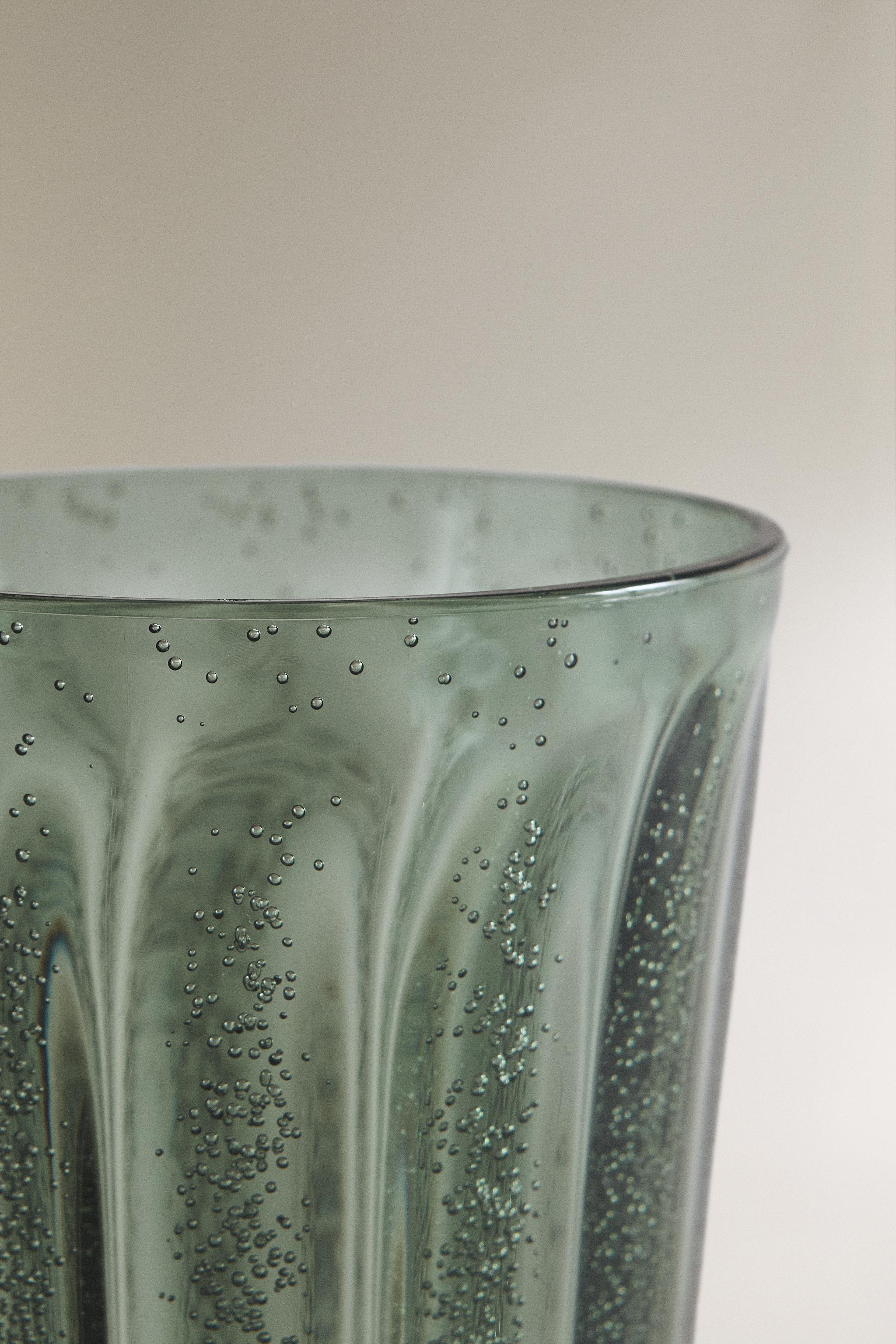 ACRYLIC TUMBLER WITH BUBBLES