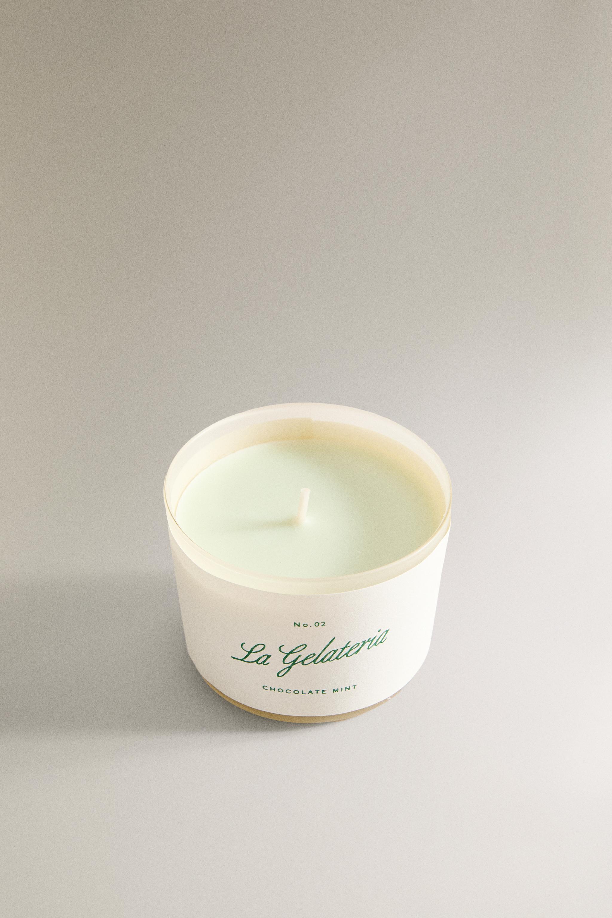 (150 G) CHOCOLATE MINT SCENTED CANDLE