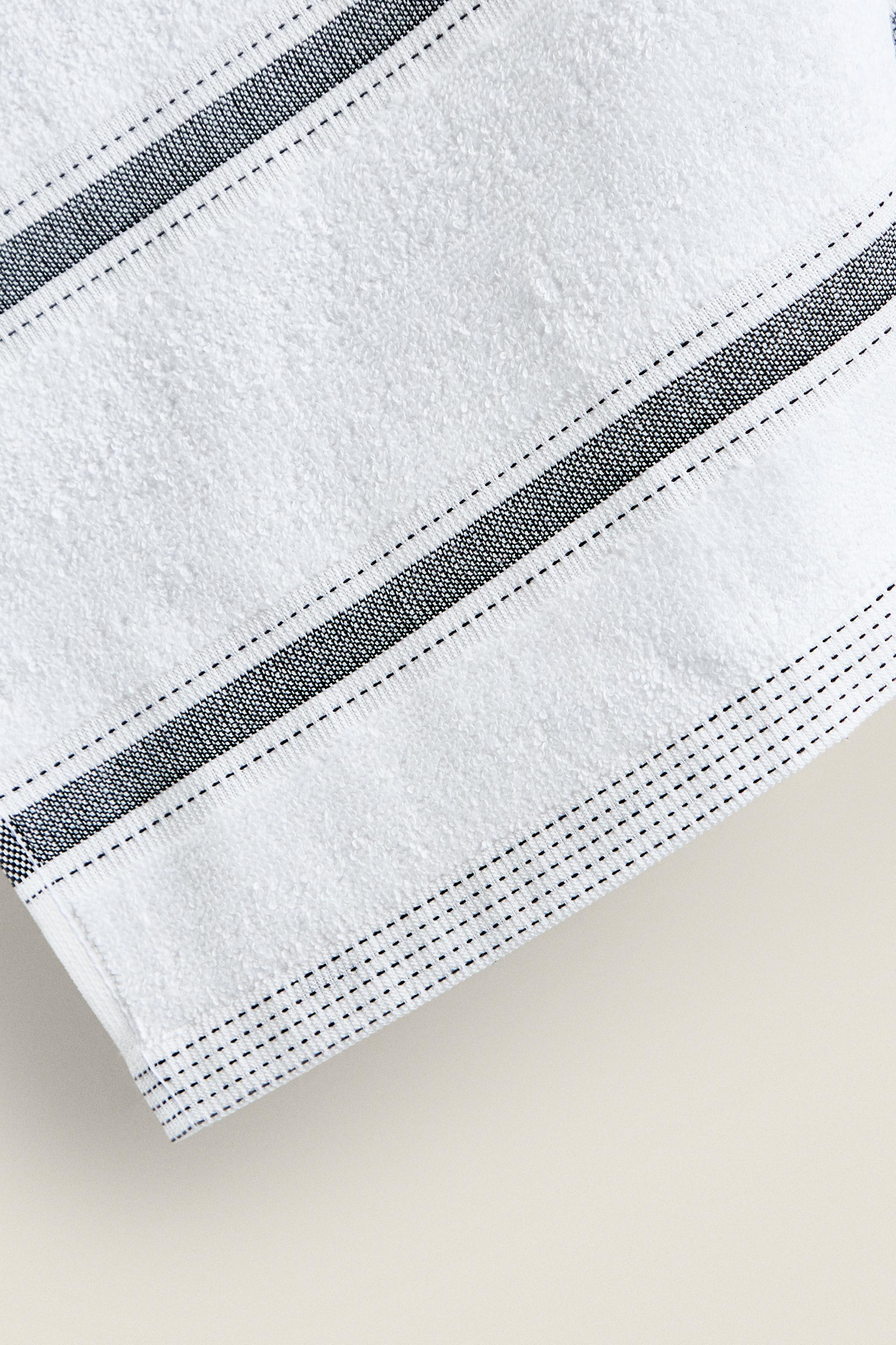 STRIPED COTTON TERRYCLOTH KITCHEN TOWEL