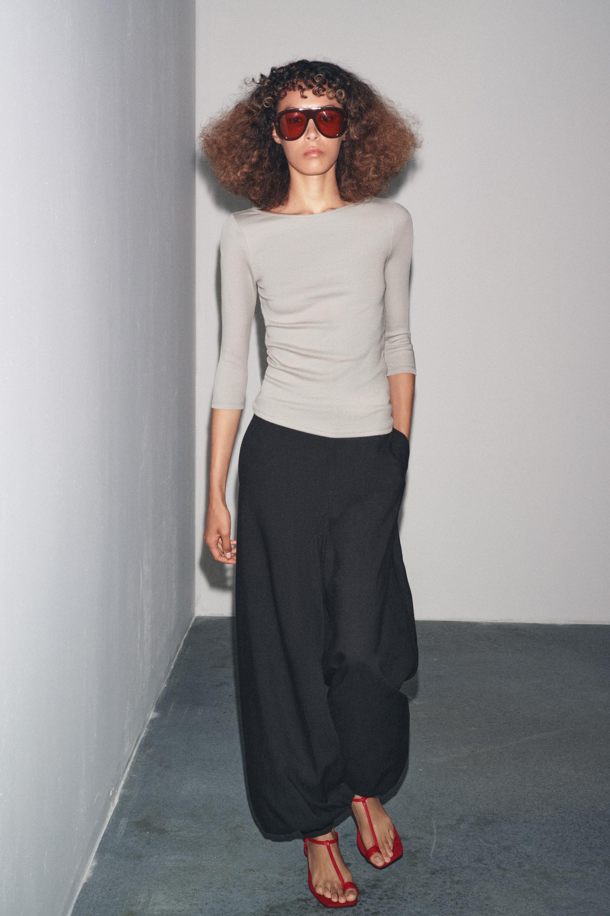 COTTON BOAT NECK T-SHIRT