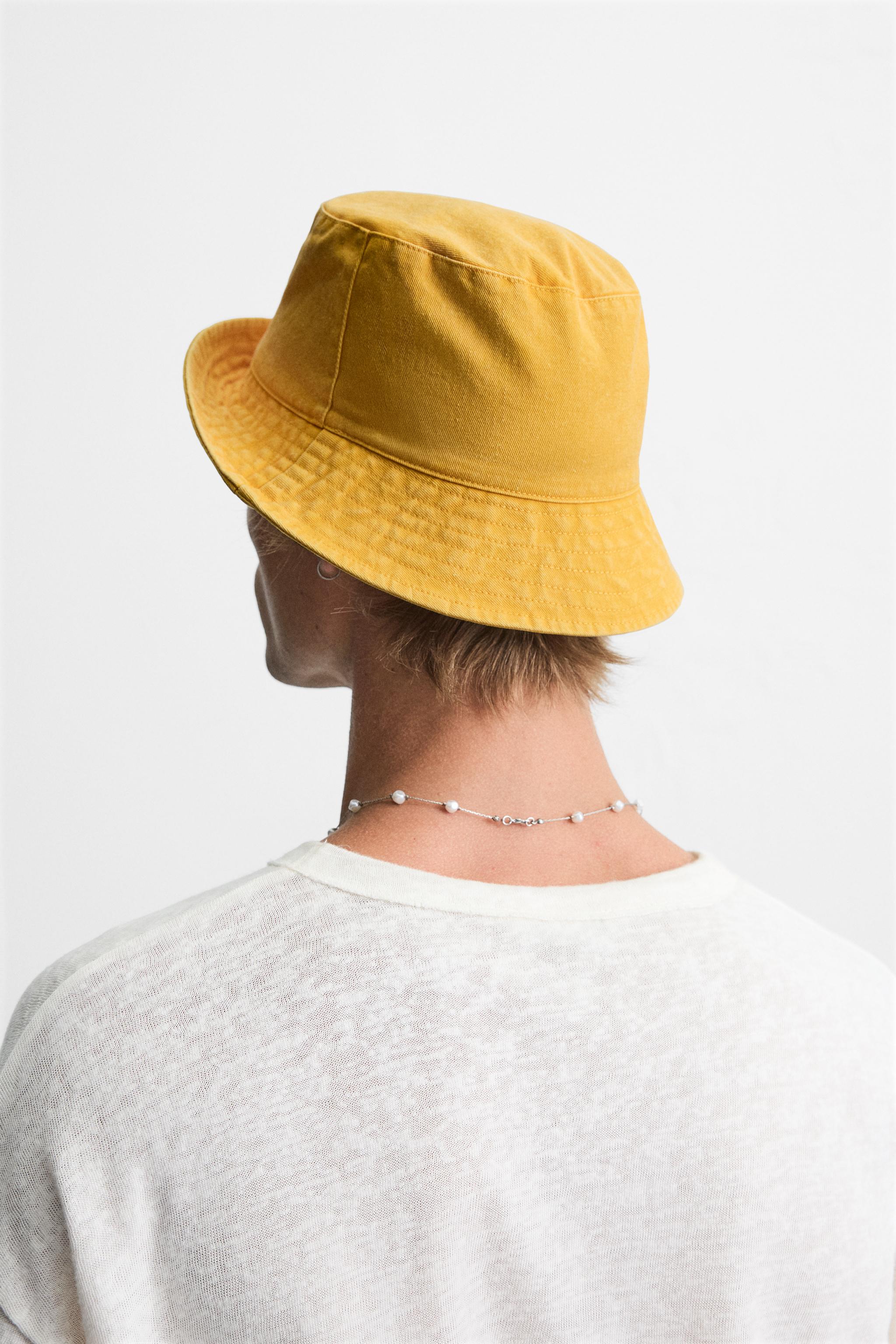CONTRAST EMBROIDERY BUCKET HAT