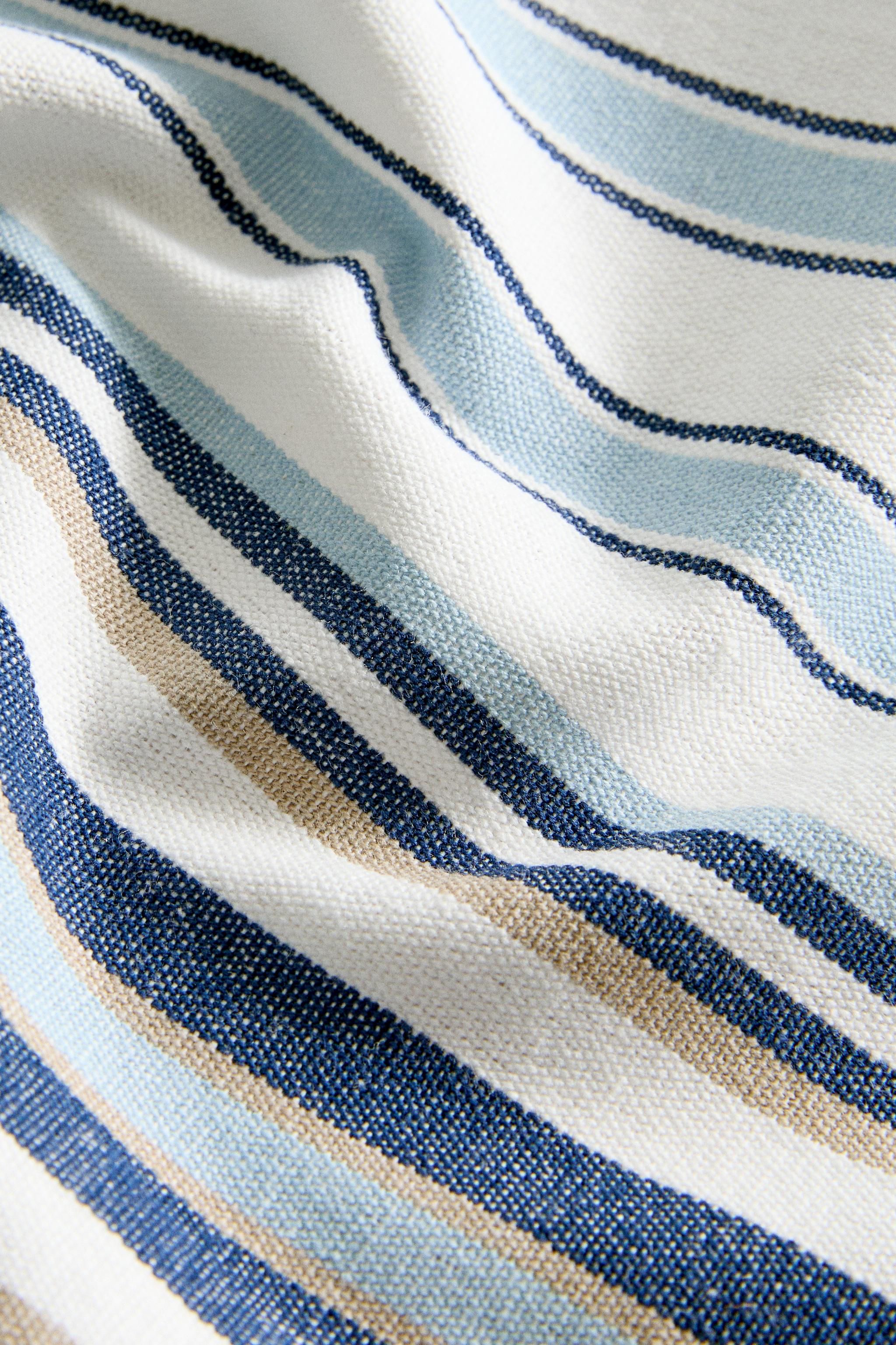 TABLECLOTH WITH IRREGULAR STRIPES
