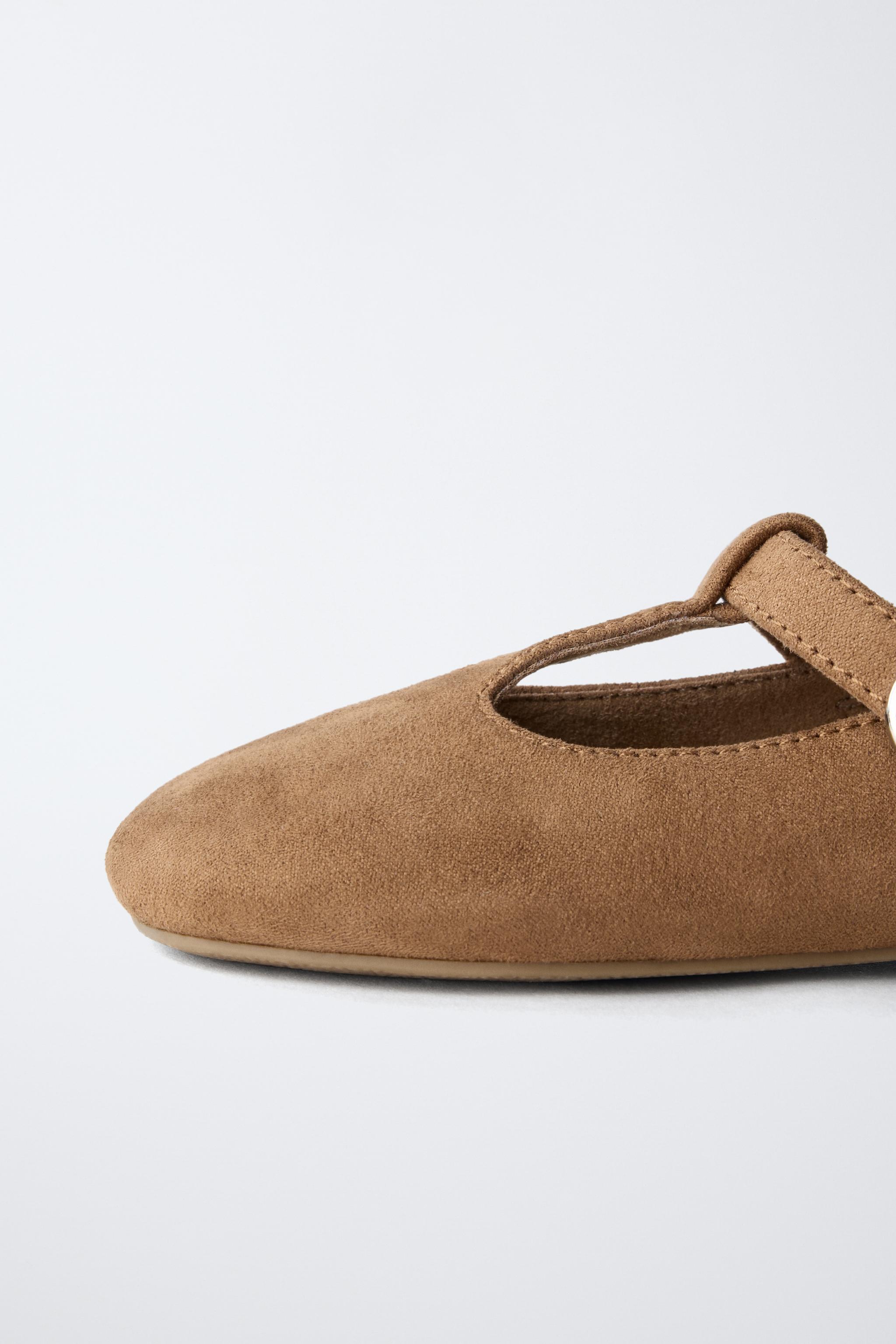 T-STRAP BALLET FLATS