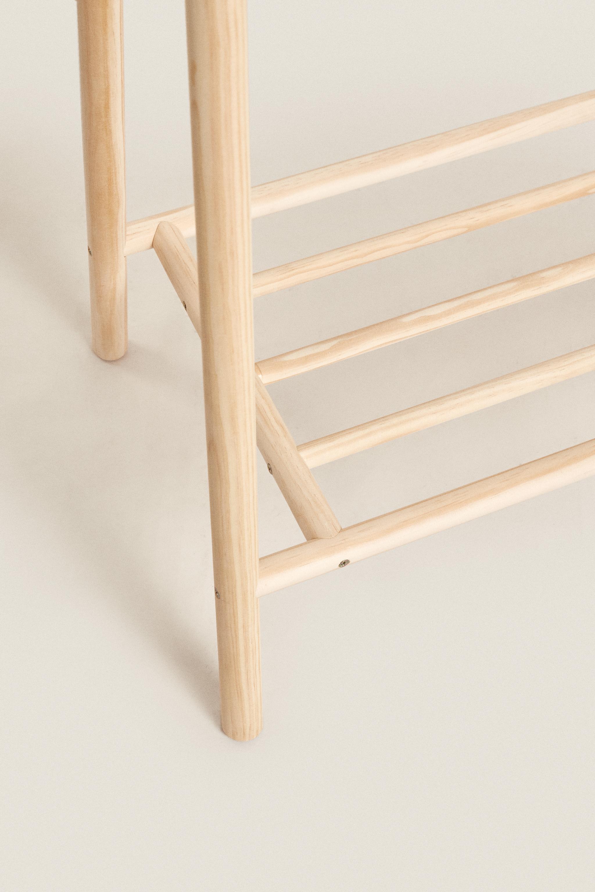 WOODEN CLOTHES RACK
