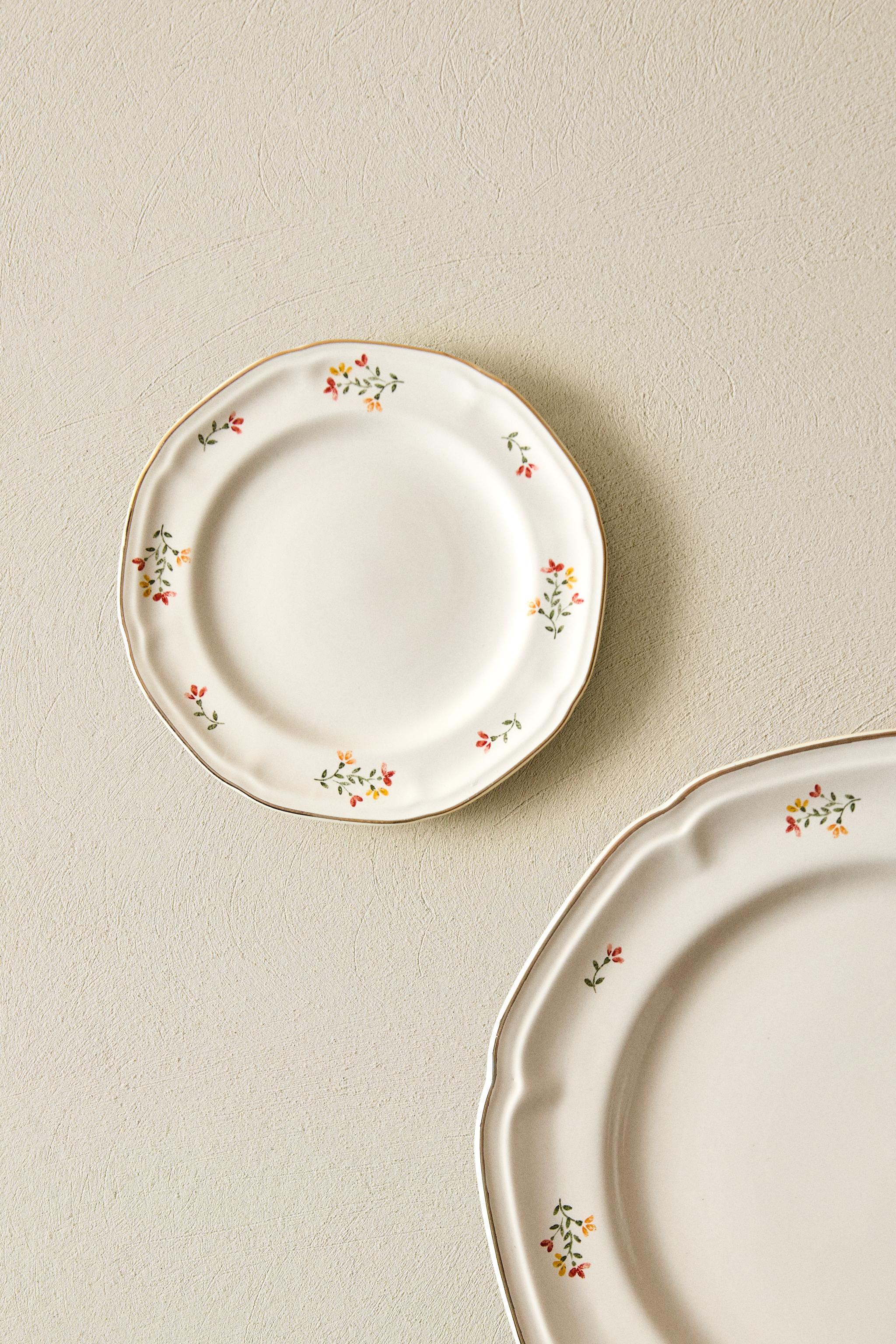 FLORAL PORCELAIN SIDE PLATE