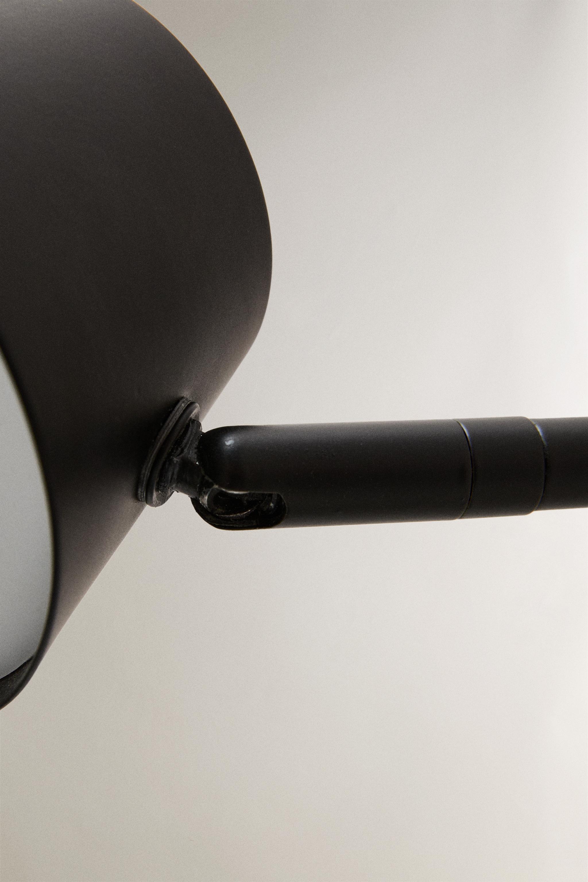 LAMP | IRON WALL SCONCE