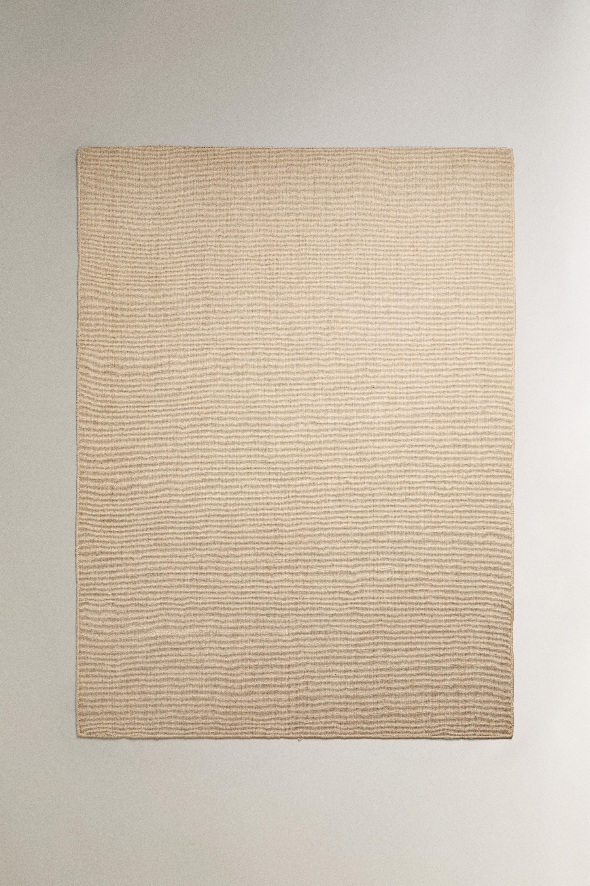 WOOL AREA RUG WITH SCALLOPED LINES