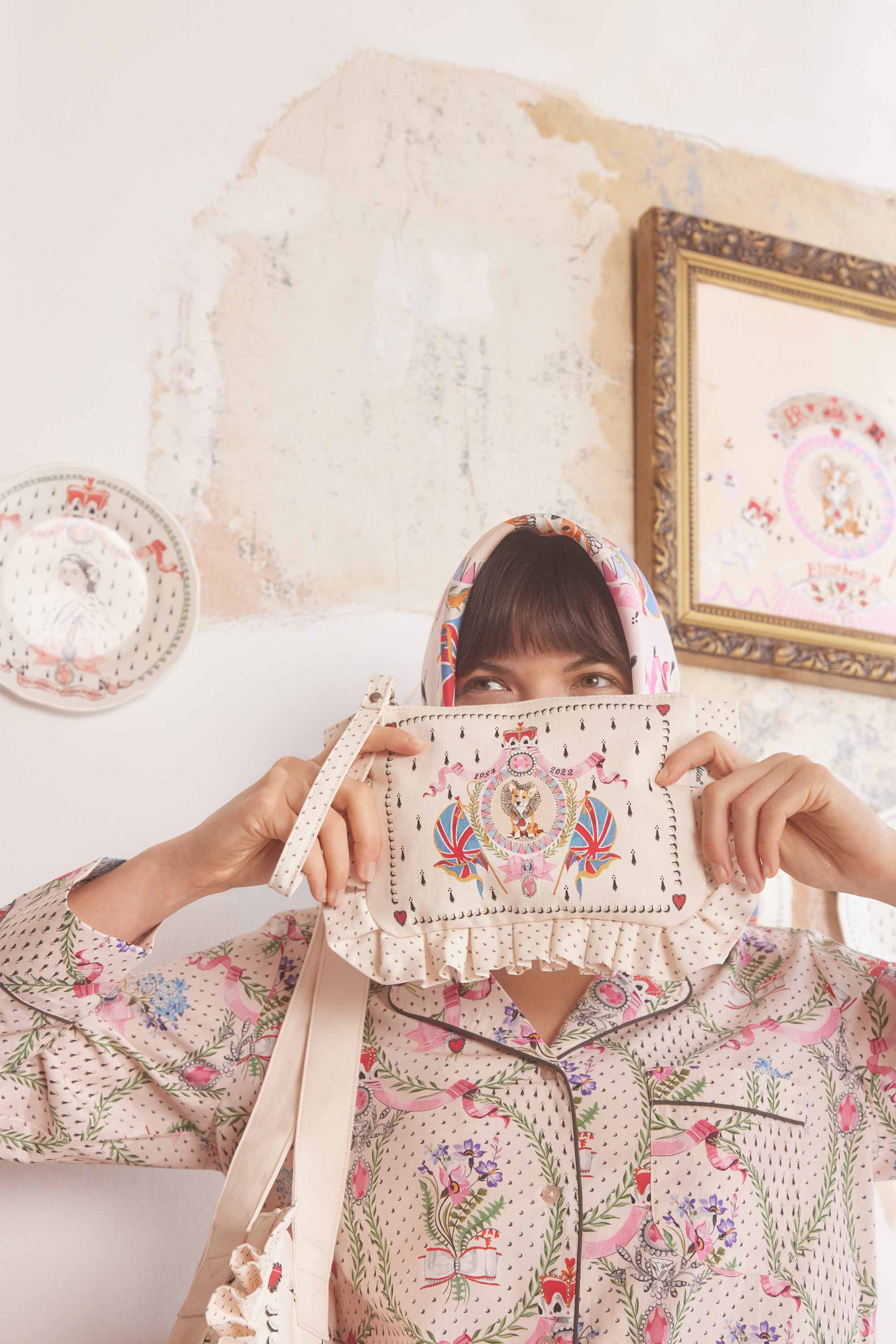 Jubilee Corgi Frill Wristlet Pouch