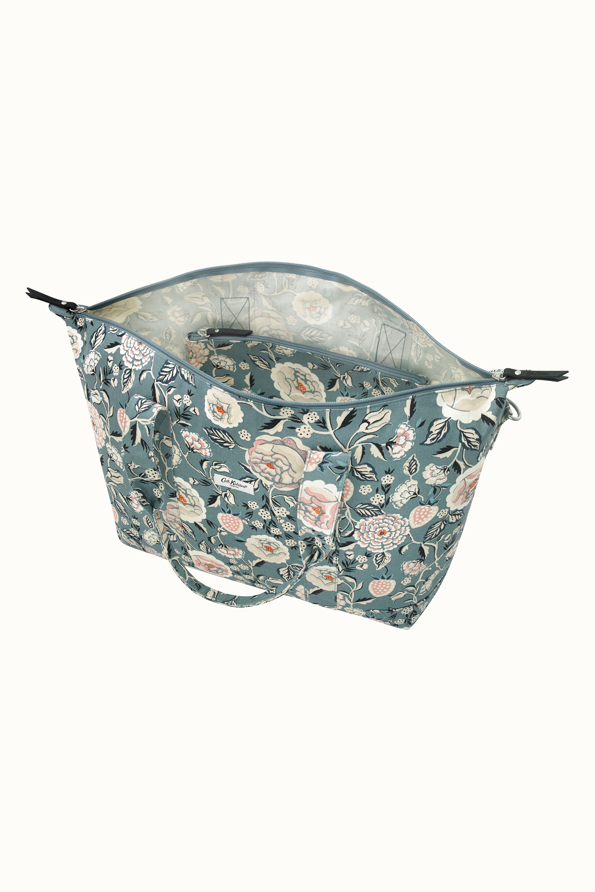 Strawberry Garden Foldaway Overnight Bag