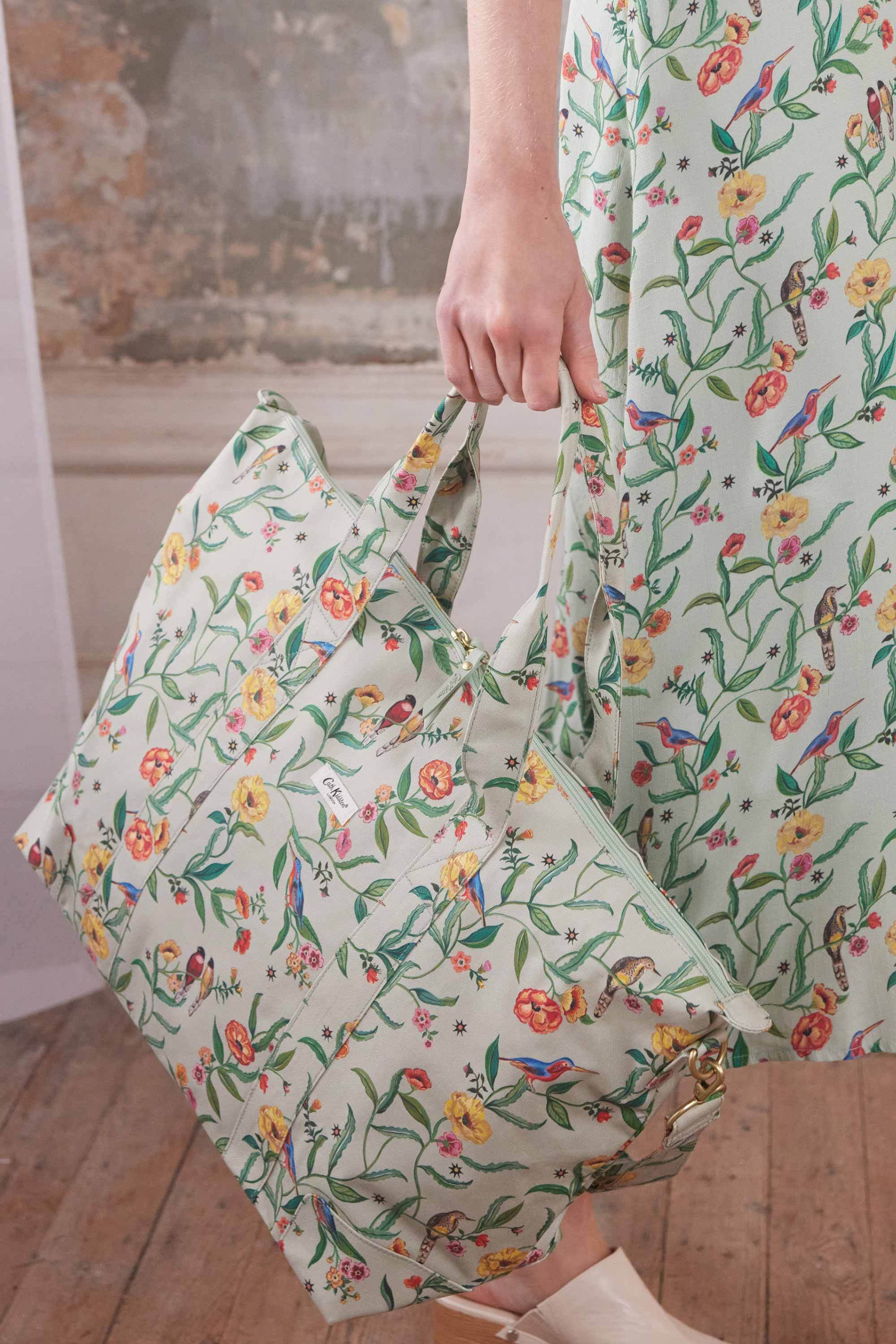 Summer Birds Foldaway Overnight Bag