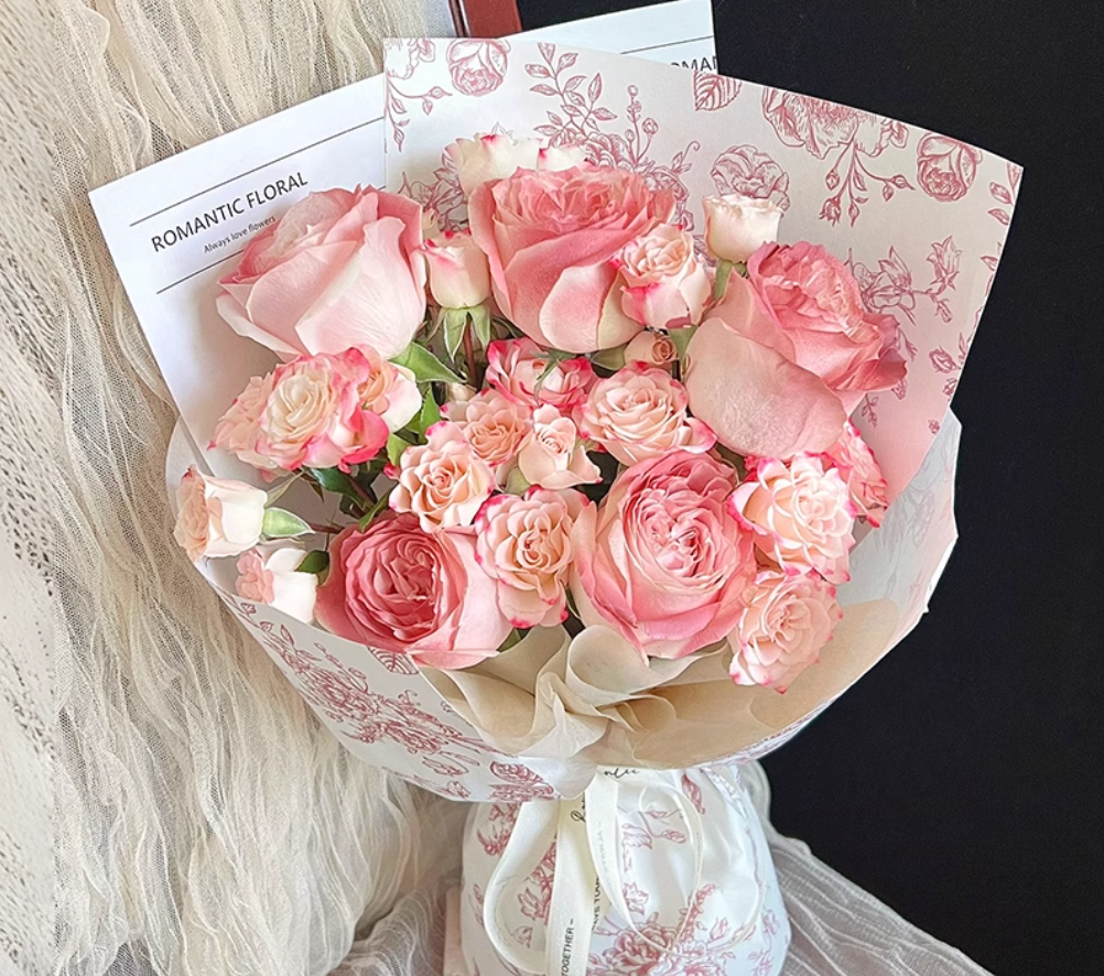 Pink Lychee Rose Bouquet for Girlfriend Girlfriend Mother's Day Birthday Gift fresh flowers