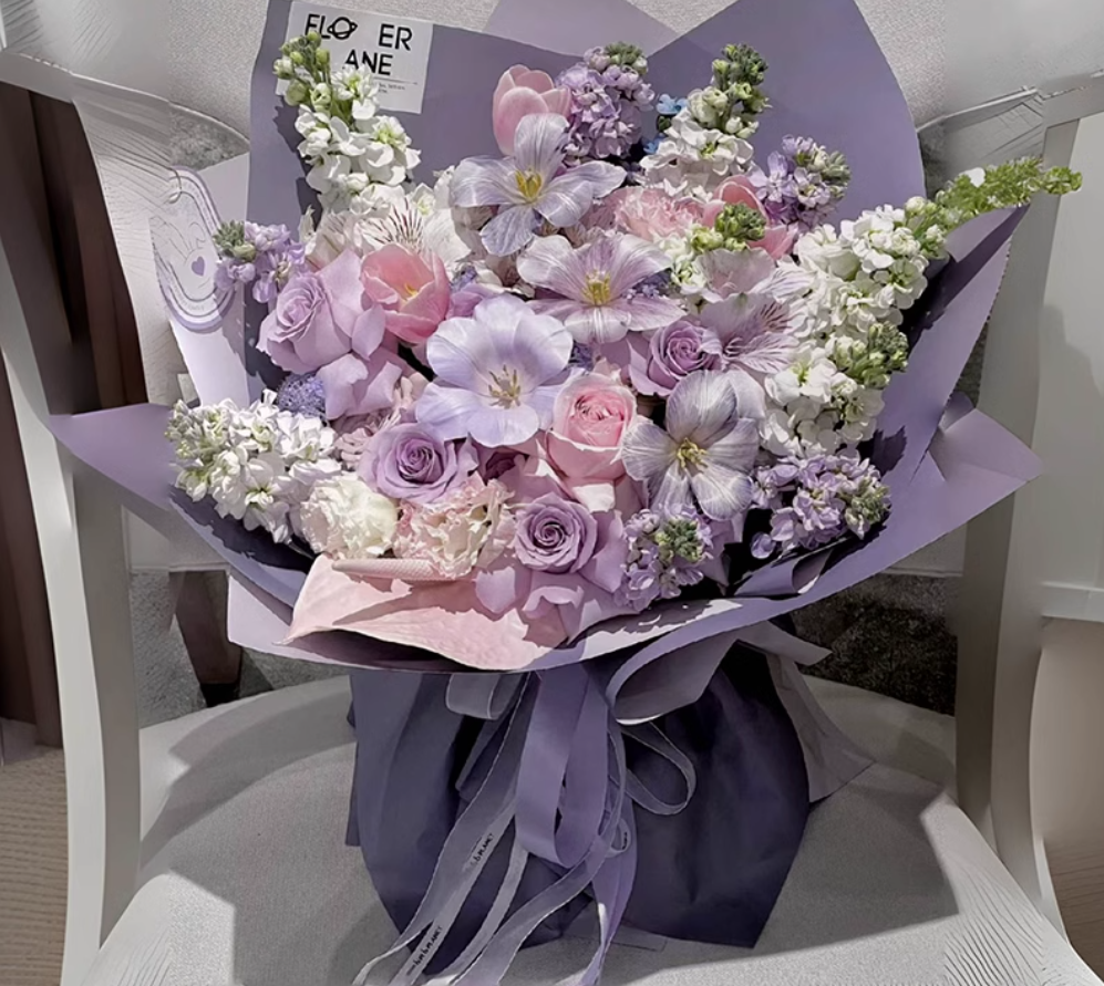 Pink Lychee Rose Bouquet for Girlfriend Girlfriend Mother's Day Birthday Gift