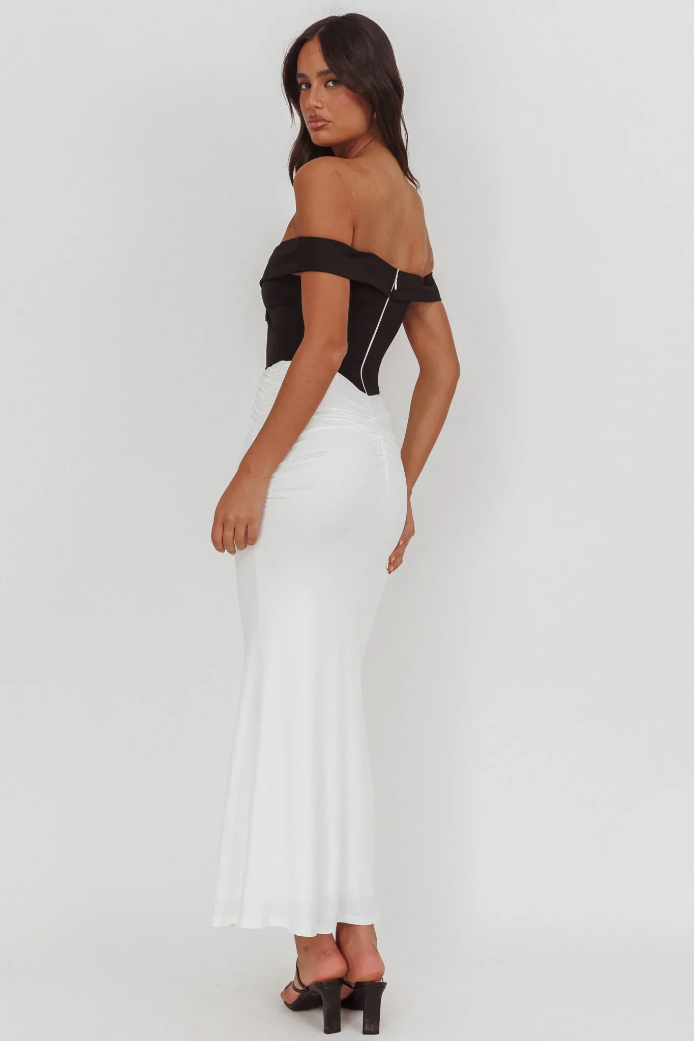 Yasmine Contrasting Bodice Maxi Dress Black/White