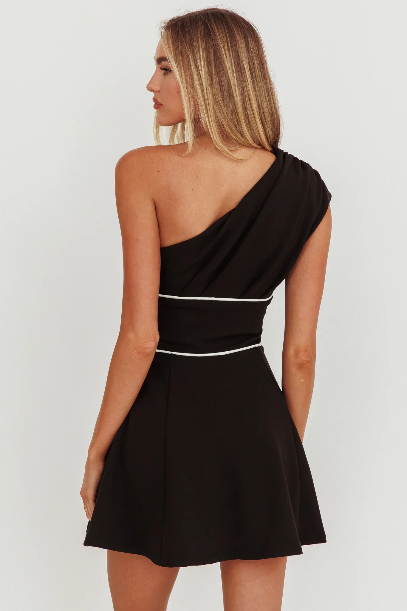 Carissa One-Shoulder Piping Mini Dress Black