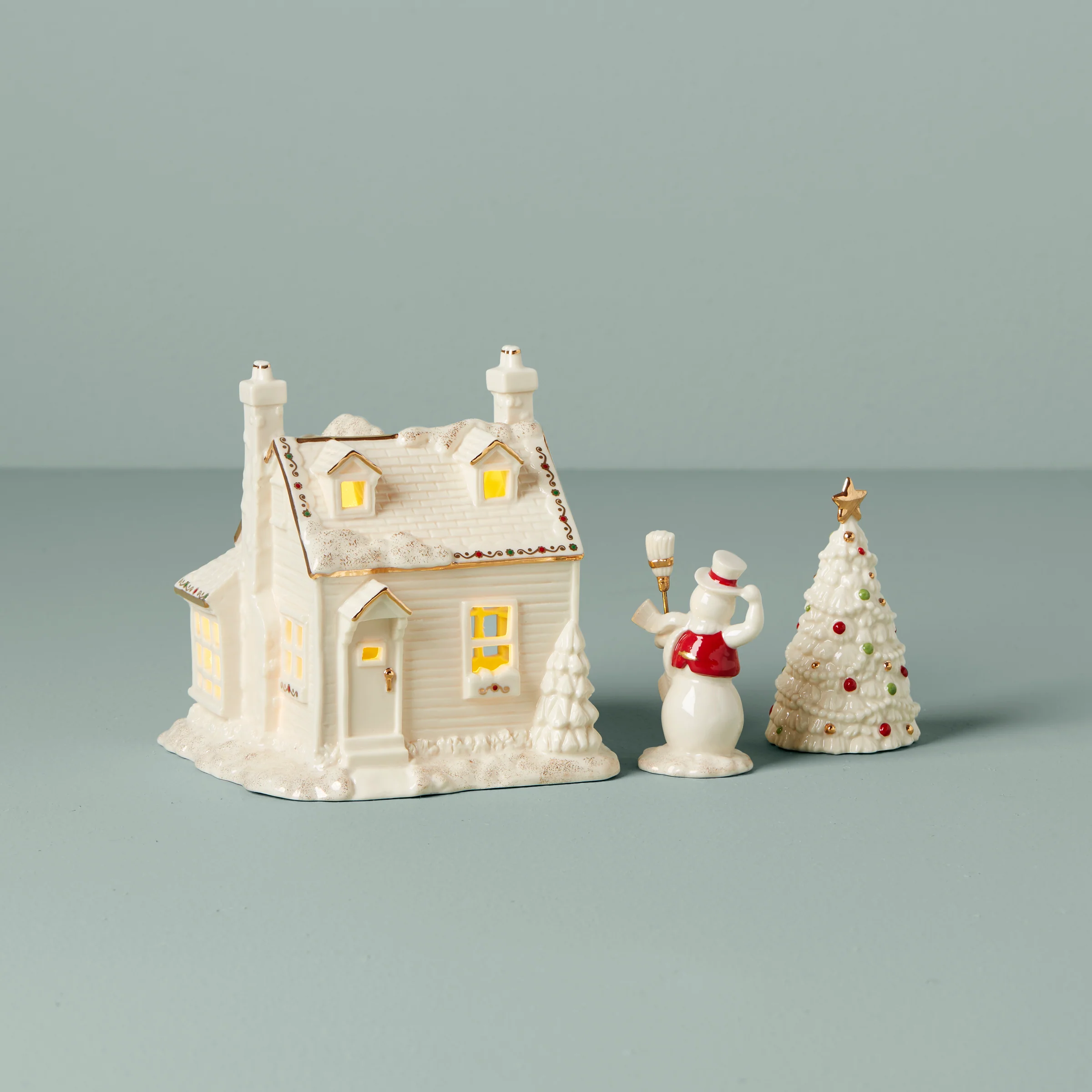 Mistletoe Park Light-Up 3-Piece Starter Set