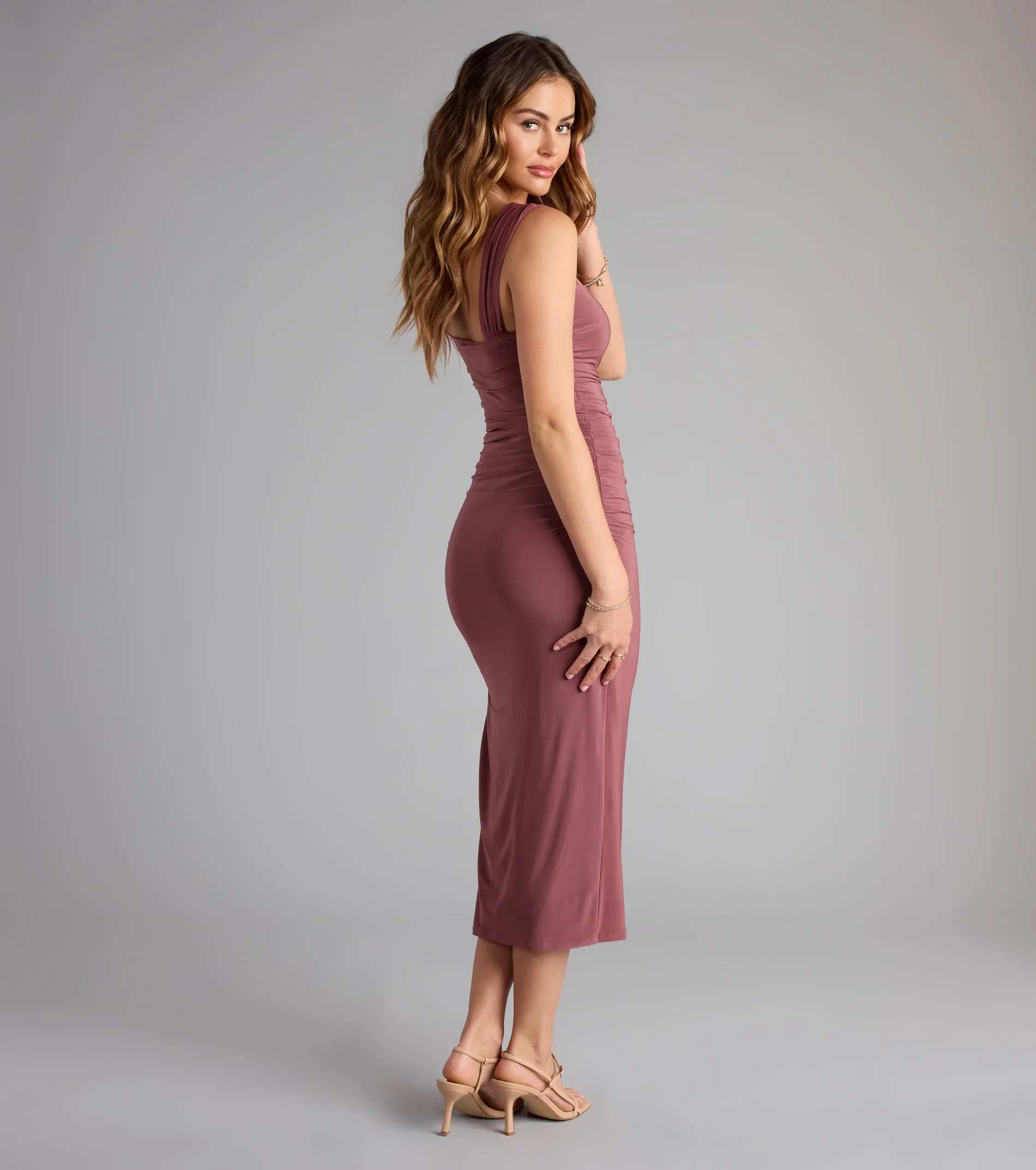 All Eyes Moment Sleeveless Midi Dress