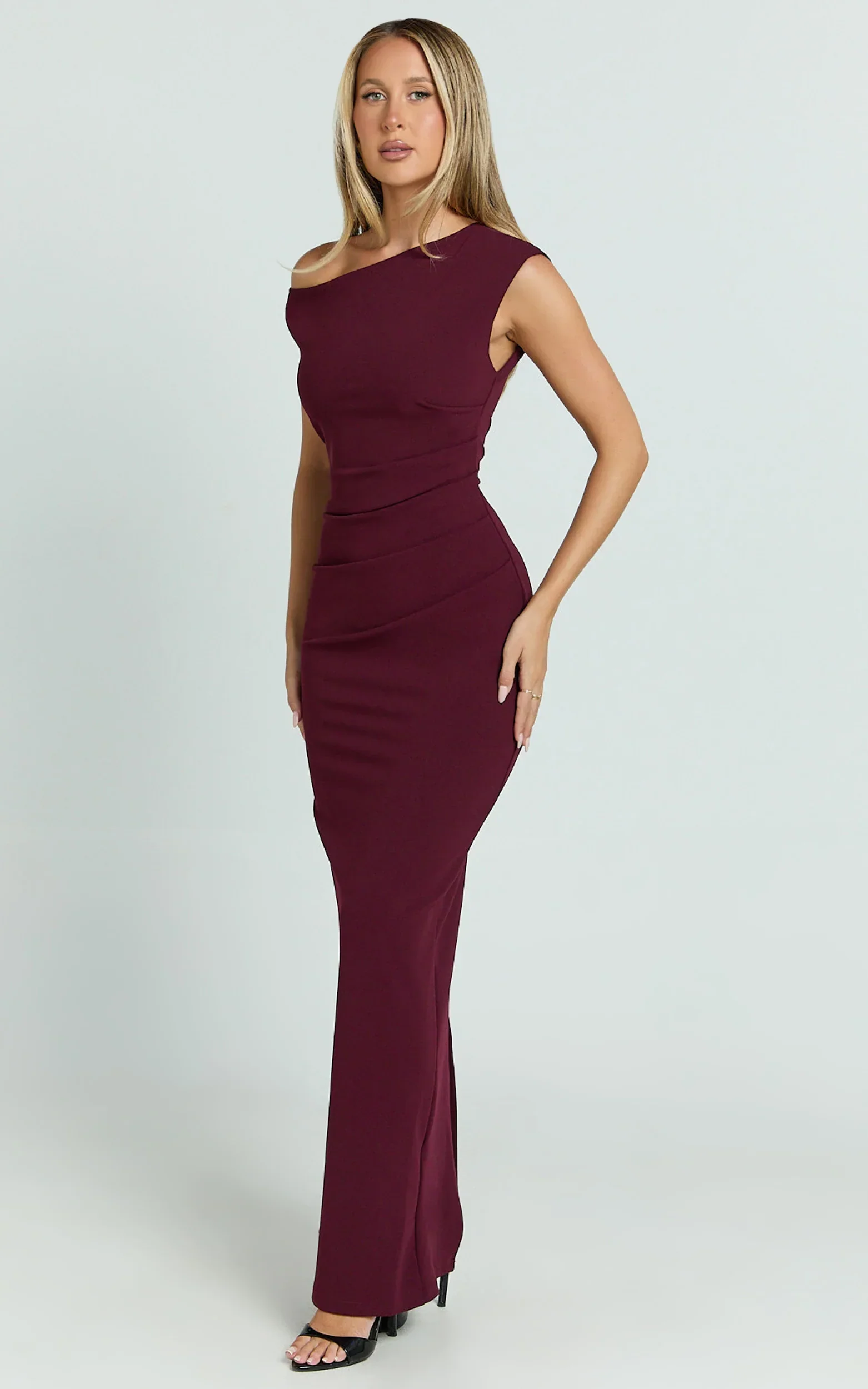 Genie Maxi Dress Off The Shoulder Dress in Wine