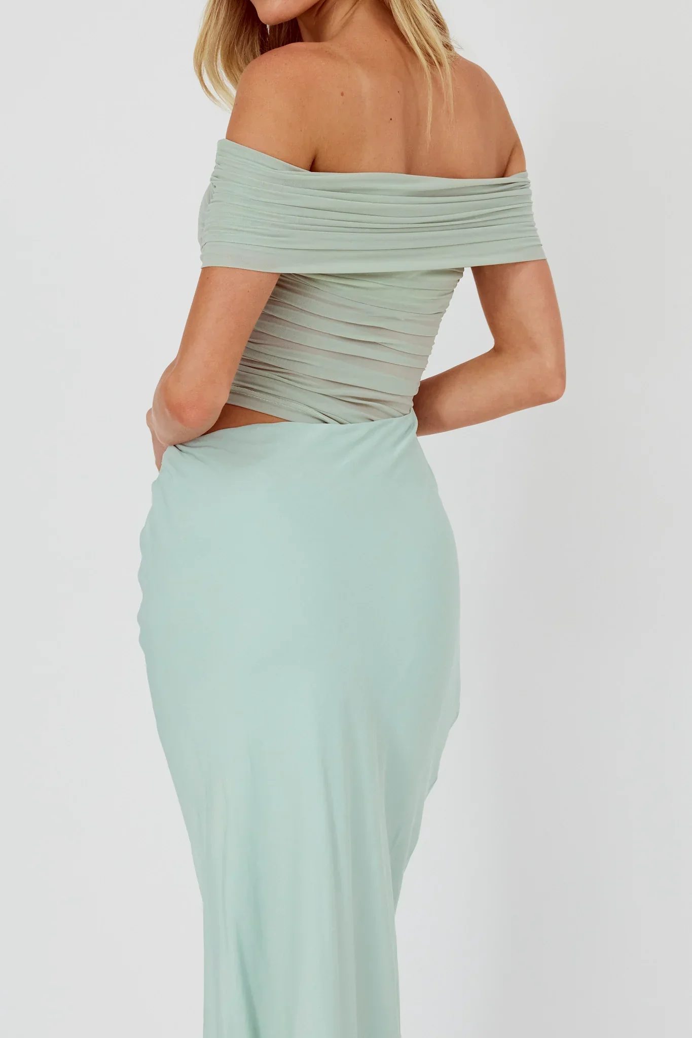 Lorely Off-Shoulder Midi Dress Sage
