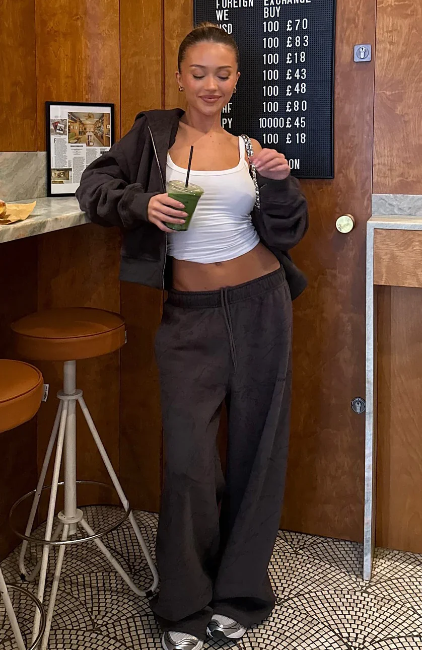 Hiding Away Wide Leg Sweatpants Dark Camo