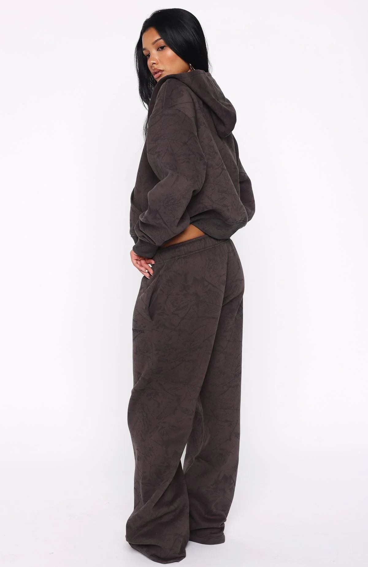 Hiding Away Wide Leg Sweatpants Dark Camo