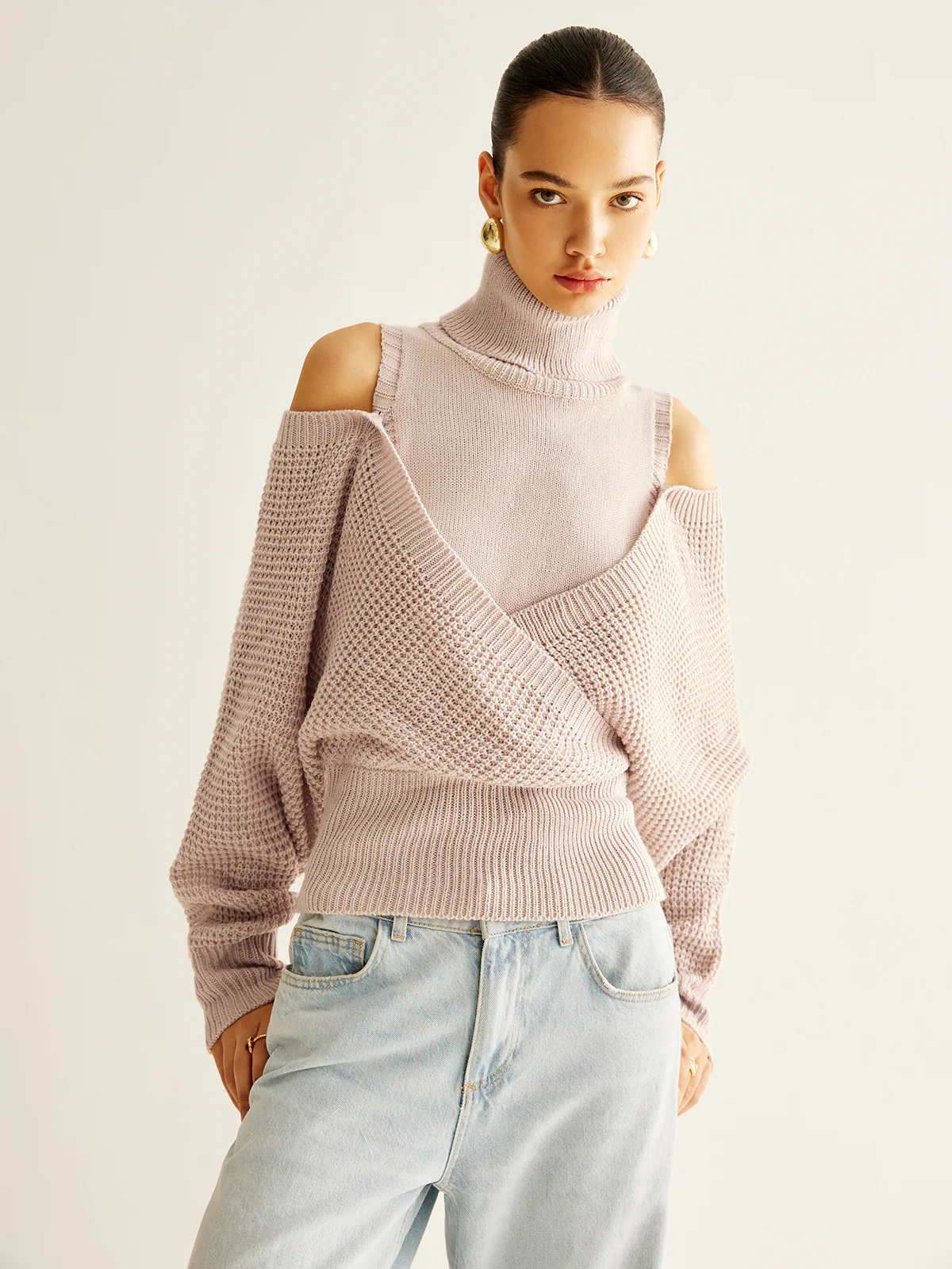 Oversized Wool-Blend Turtleneck Cinched Knit Top